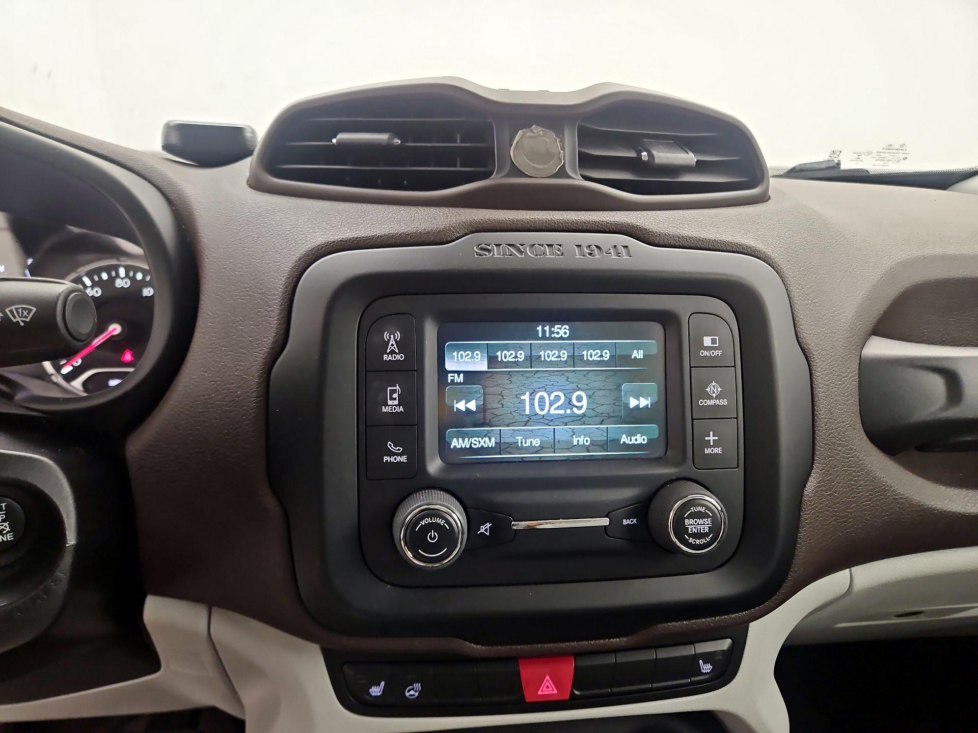 Thumbnail: 2015 Jeep Renegade - 15