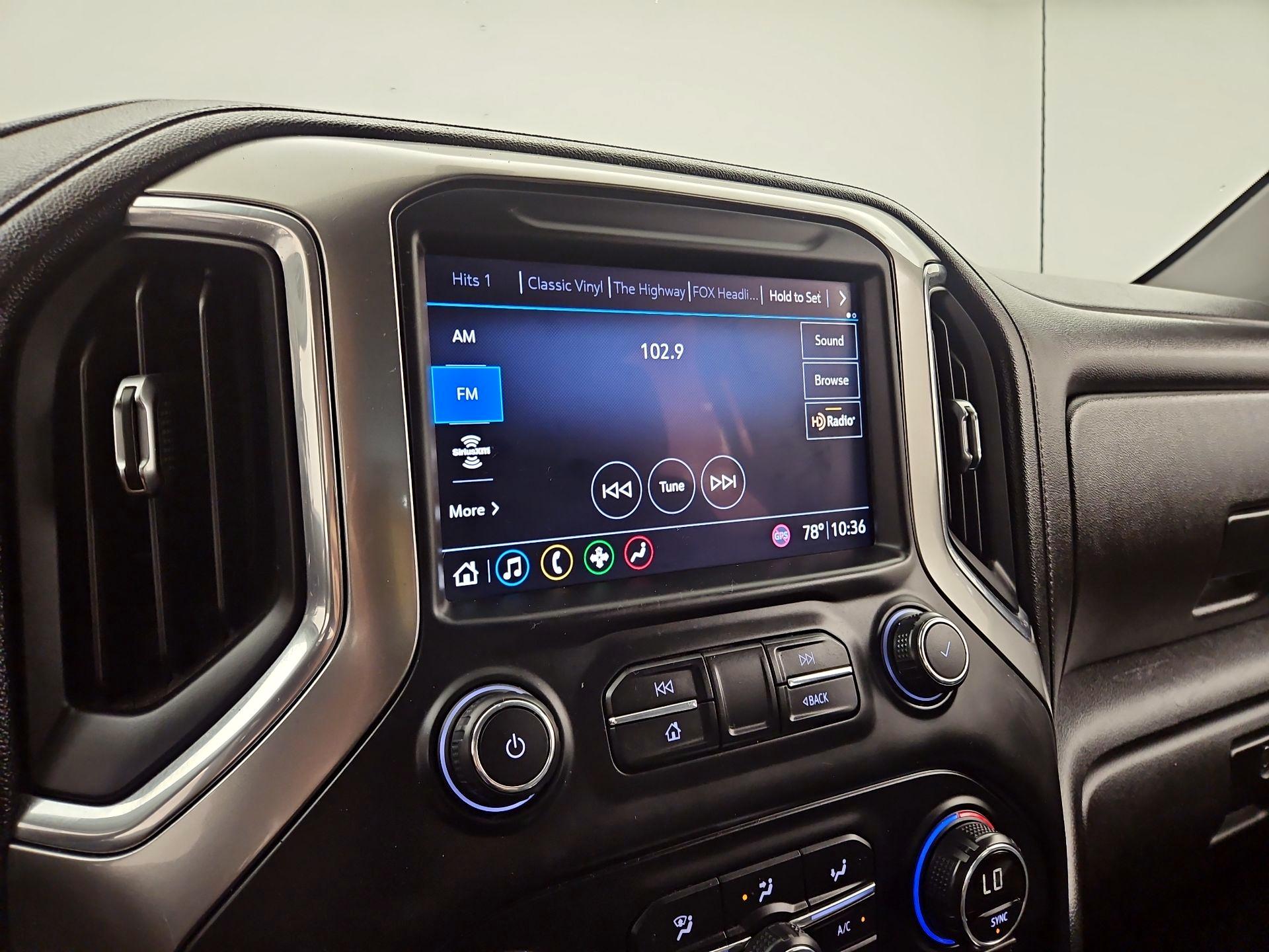 Thumbnail: 2019 Chevrolet Silverado 1500 - 15