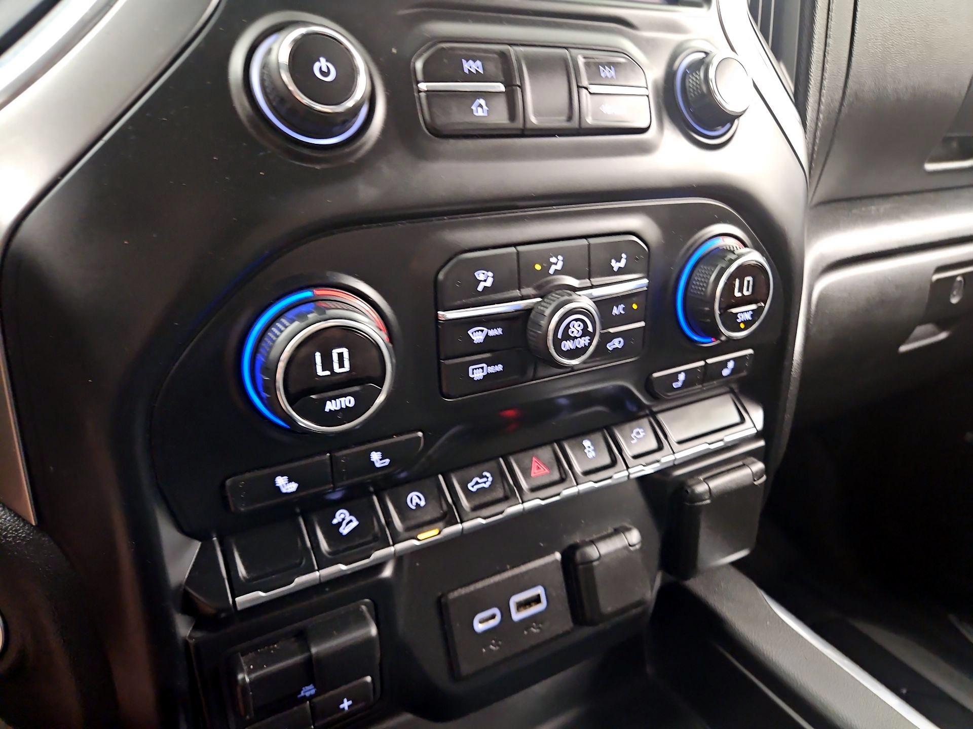 Thumbnail: 2019 Chevrolet Silverado 1500 - 16