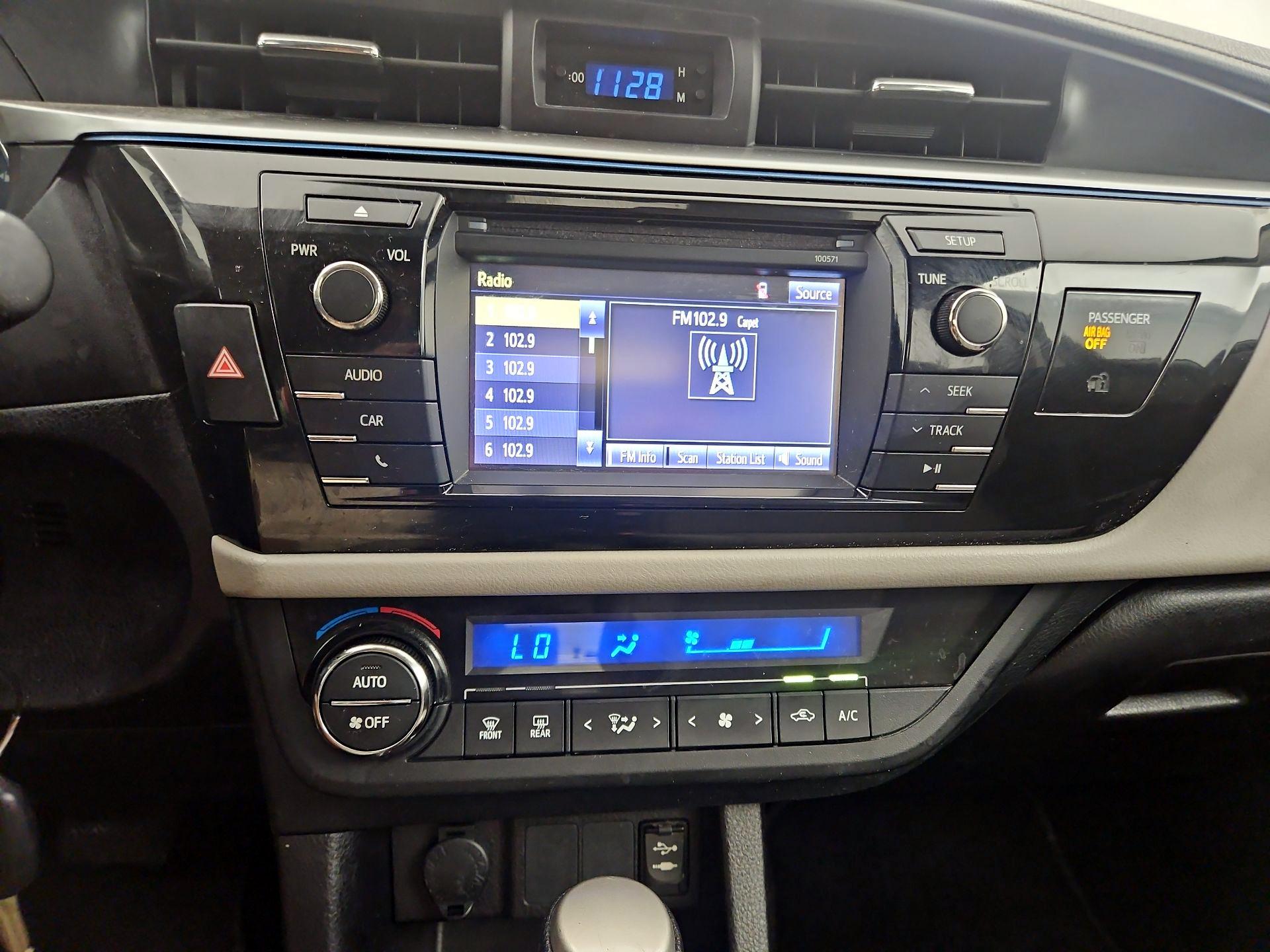 Thumbnail: 2016 Toyota Corolla - 15