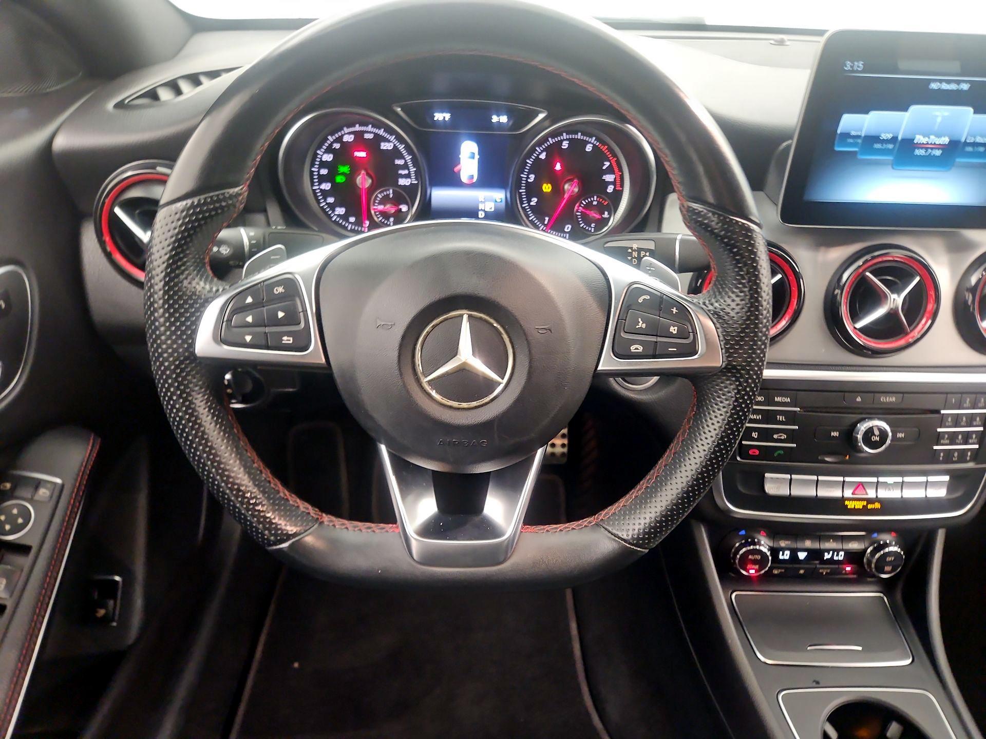 Thumbnail: 2018 Mercedes-Benz CLA - 10