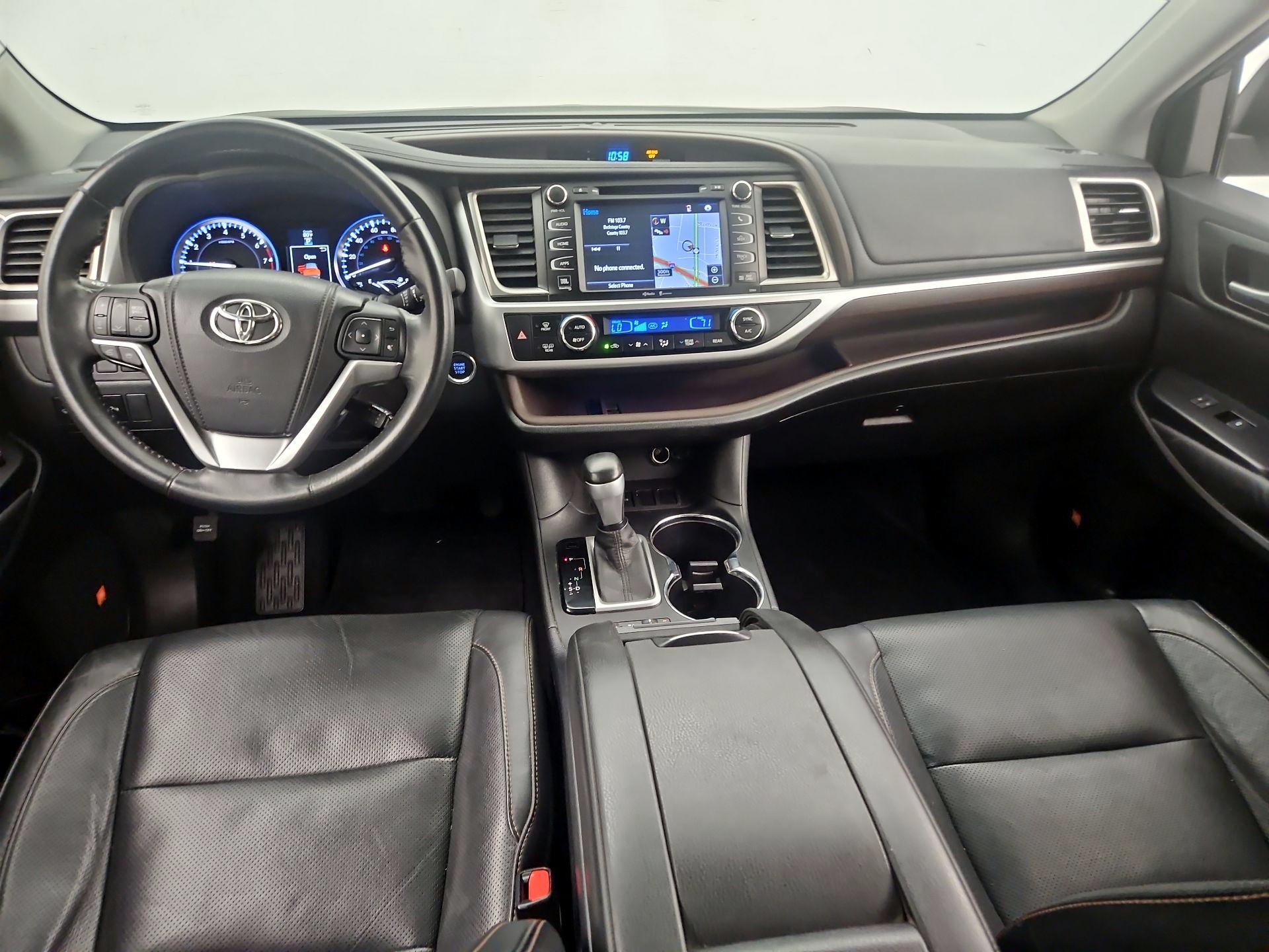 Thumbnail: 2014 Toyota Highlander - 9