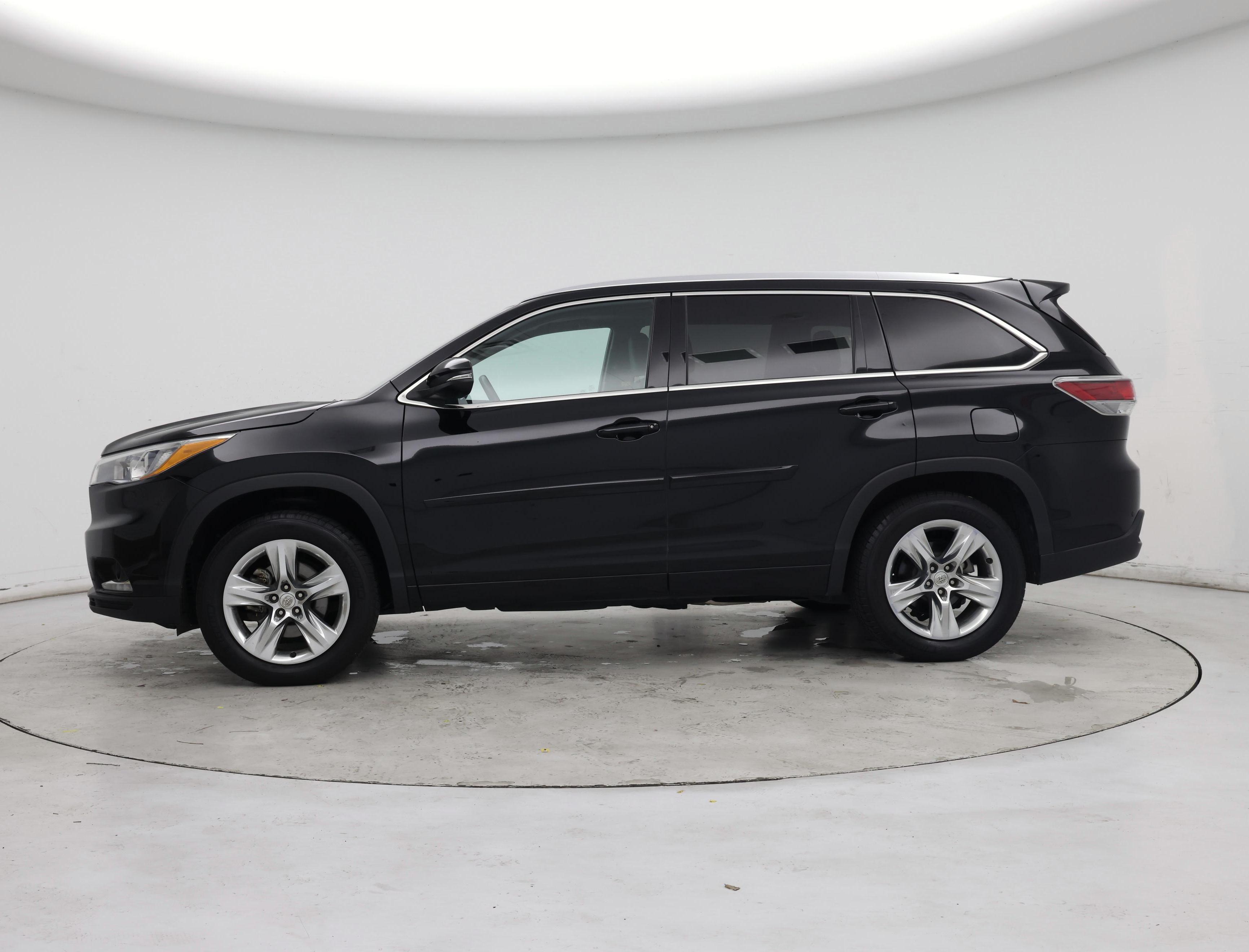 Thumbnail: 2014 Toyota Highlander - 3