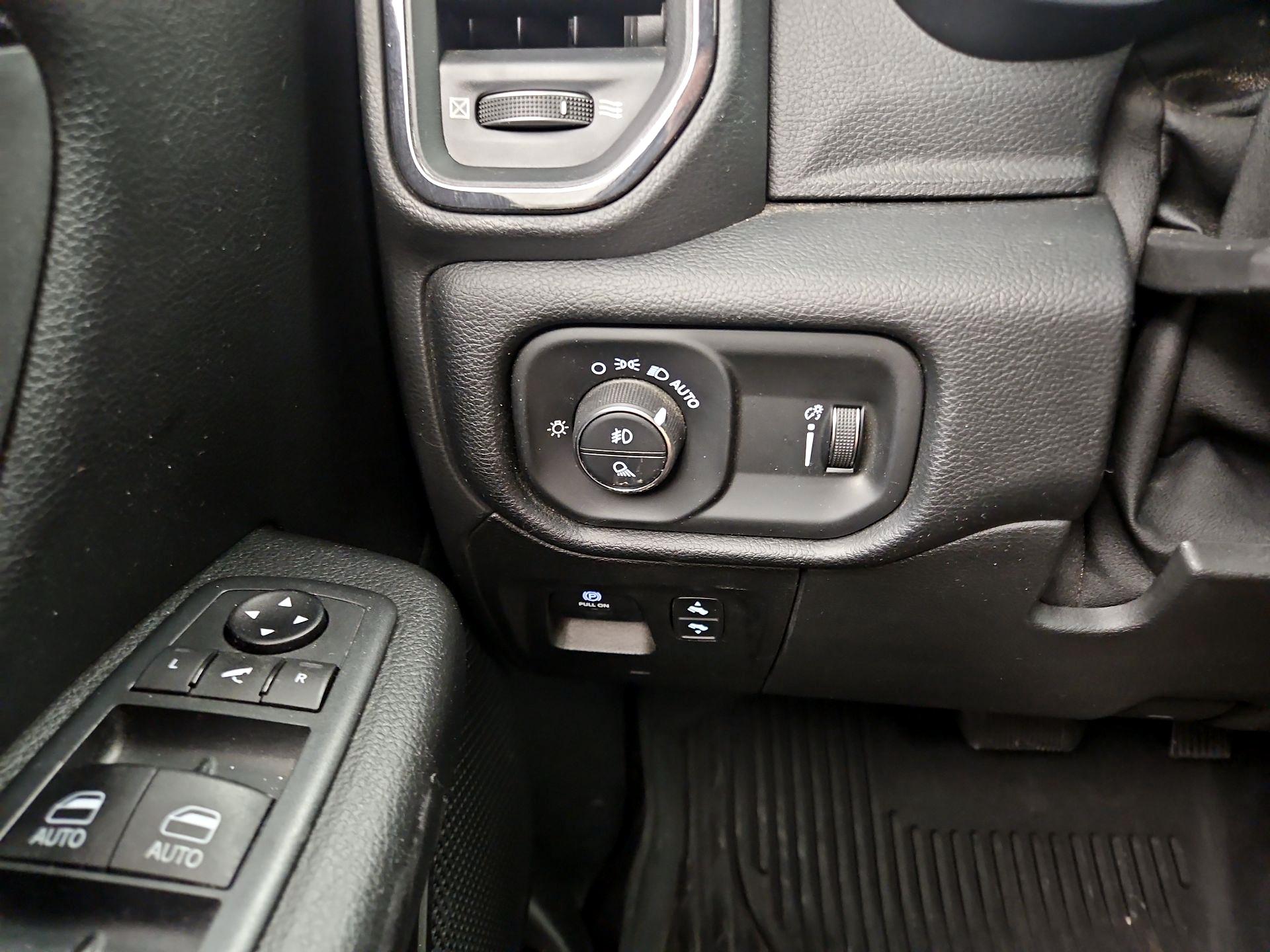 Thumbnail: 2021 RAM 1500 - 13
