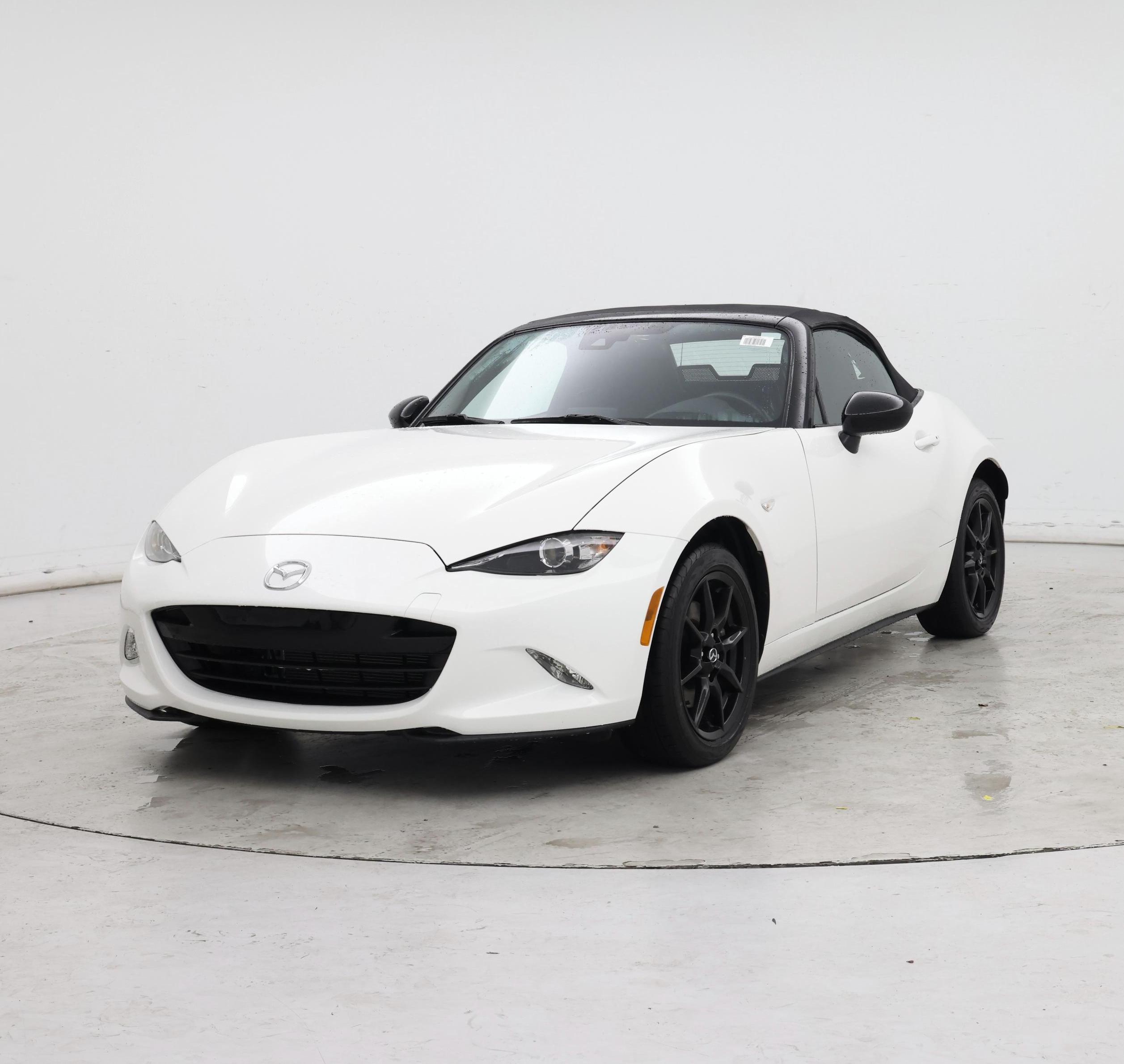 Thumbnail: 2020 Mazda MX-5 Miata - 4