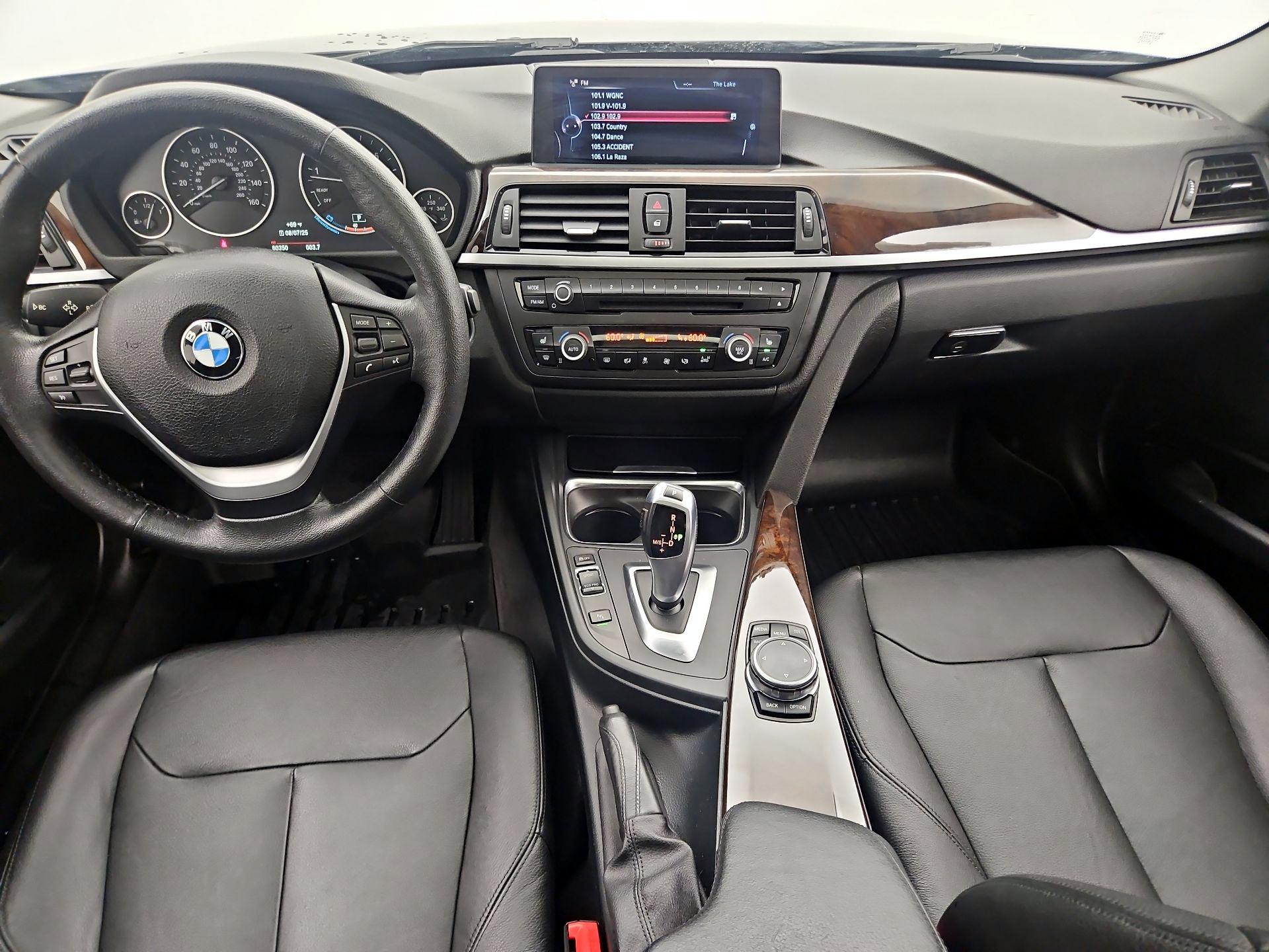 Thumbnail: 2015 BMW 3 Series - 9