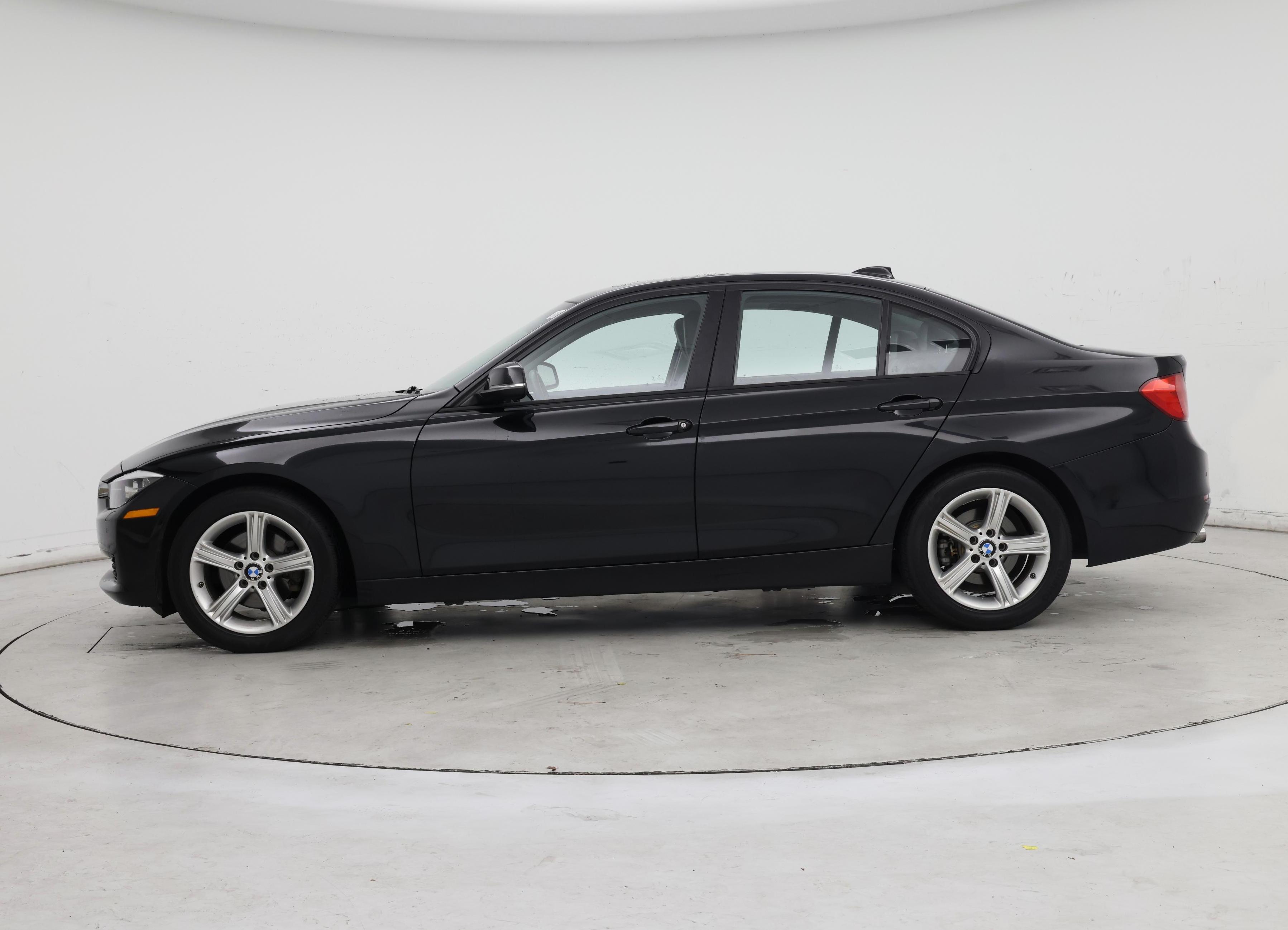 Thumbnail: 2015 BMW 3 Series - 3