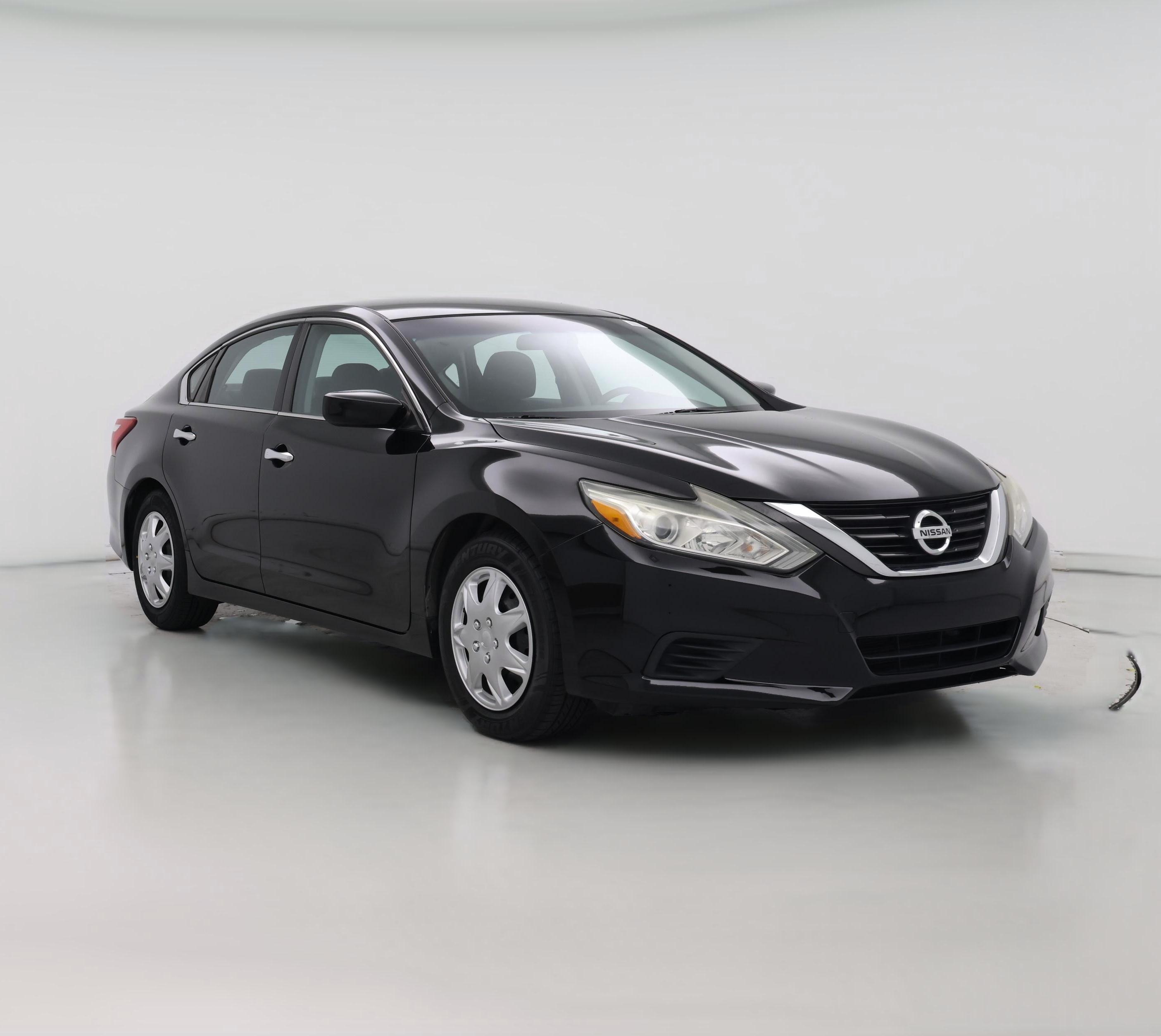 Thumbnail: 2017 Nissan Altima - 1