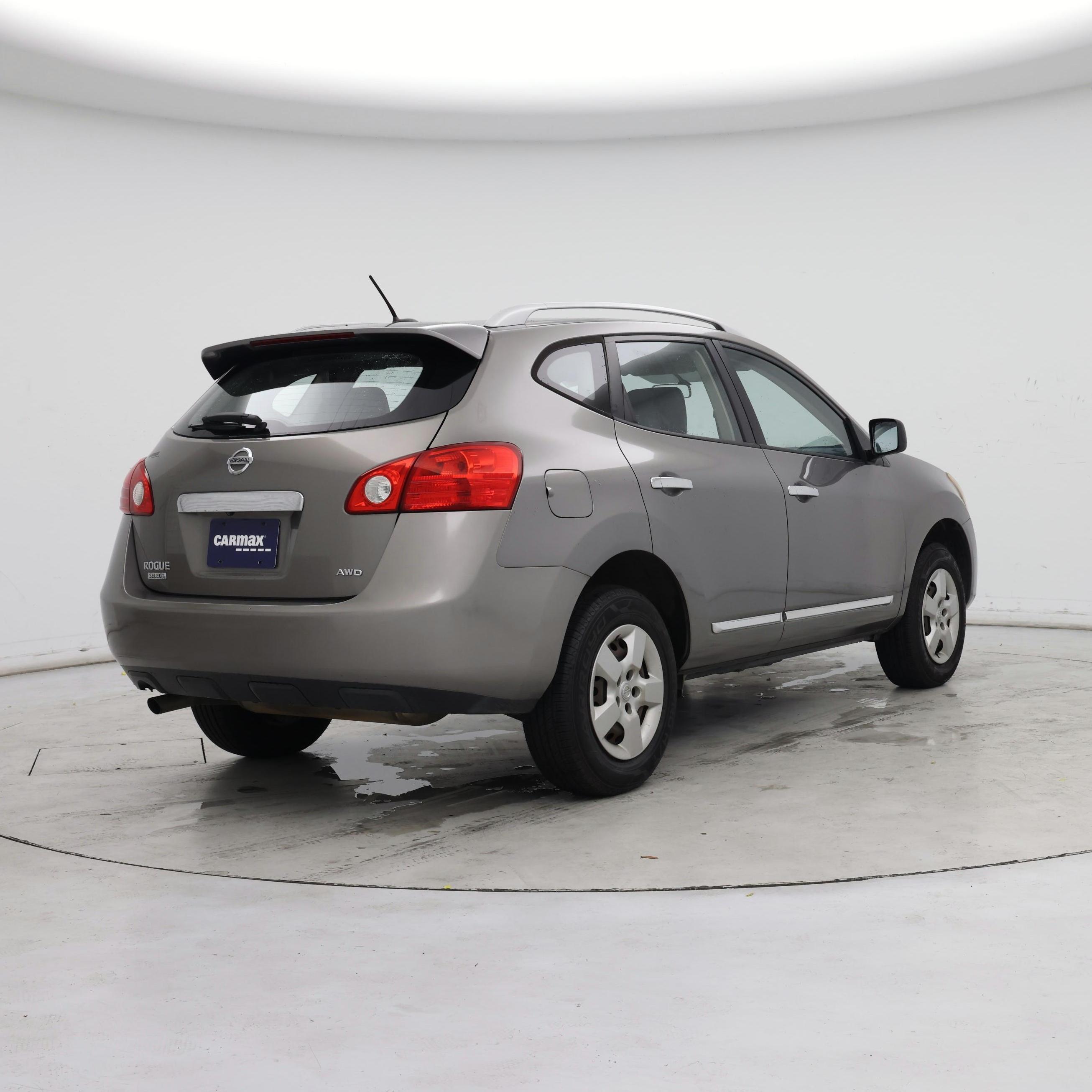 Thumbnail: 2015 Nissan Rogue - 8