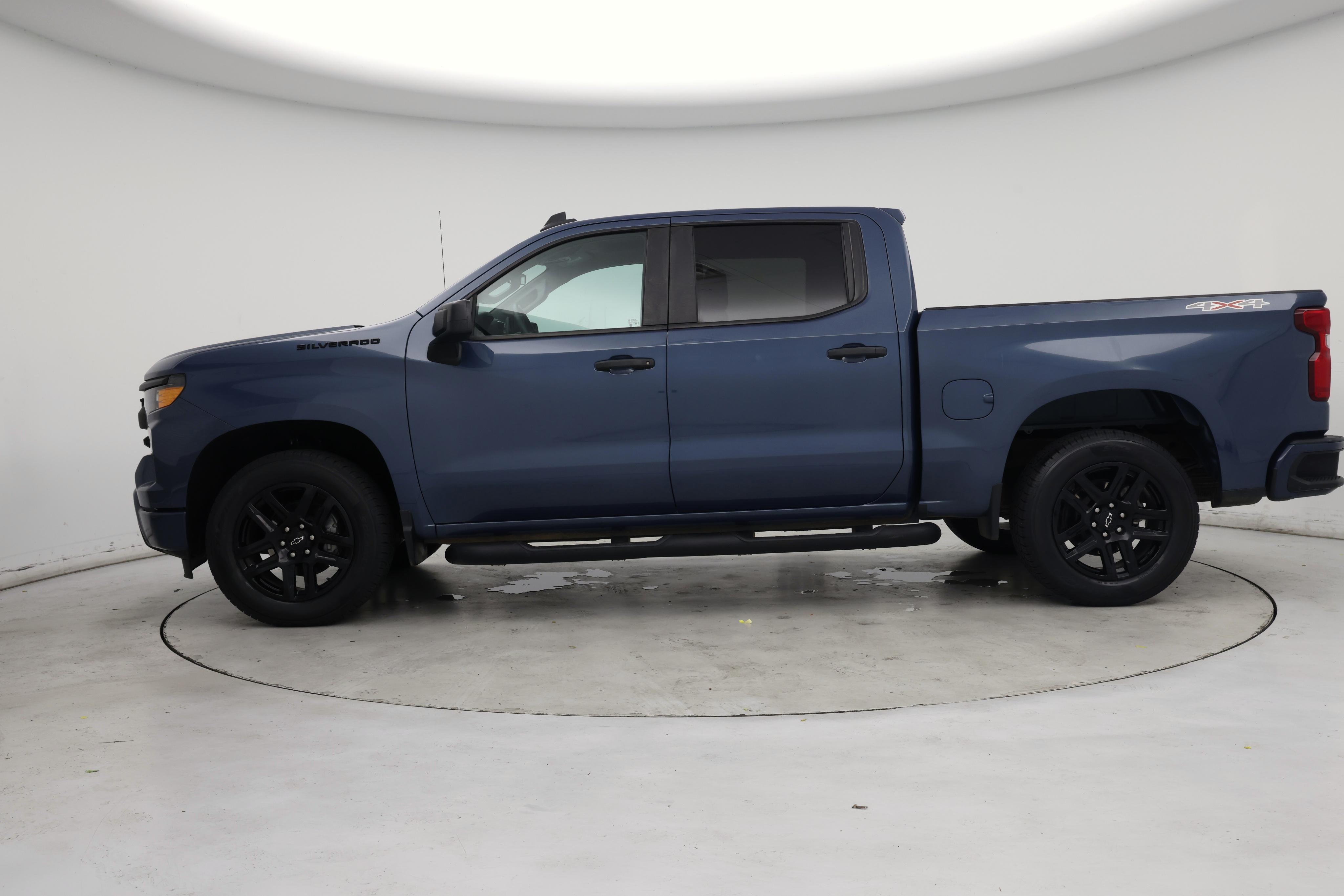 Thumbnail: 2024 Chevrolet Silverado 1500 - 3
