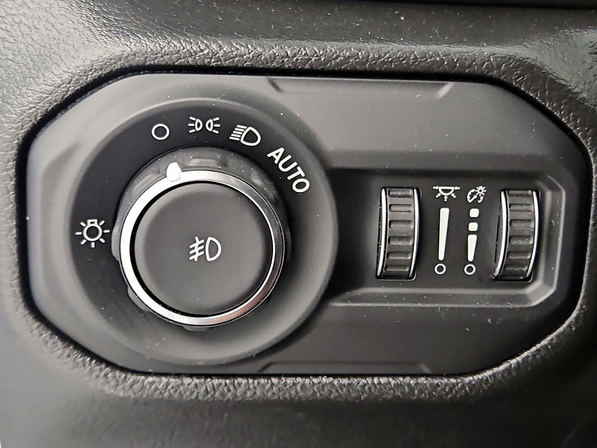 Thumbnail: 2022 Jeep Wrangler - 13