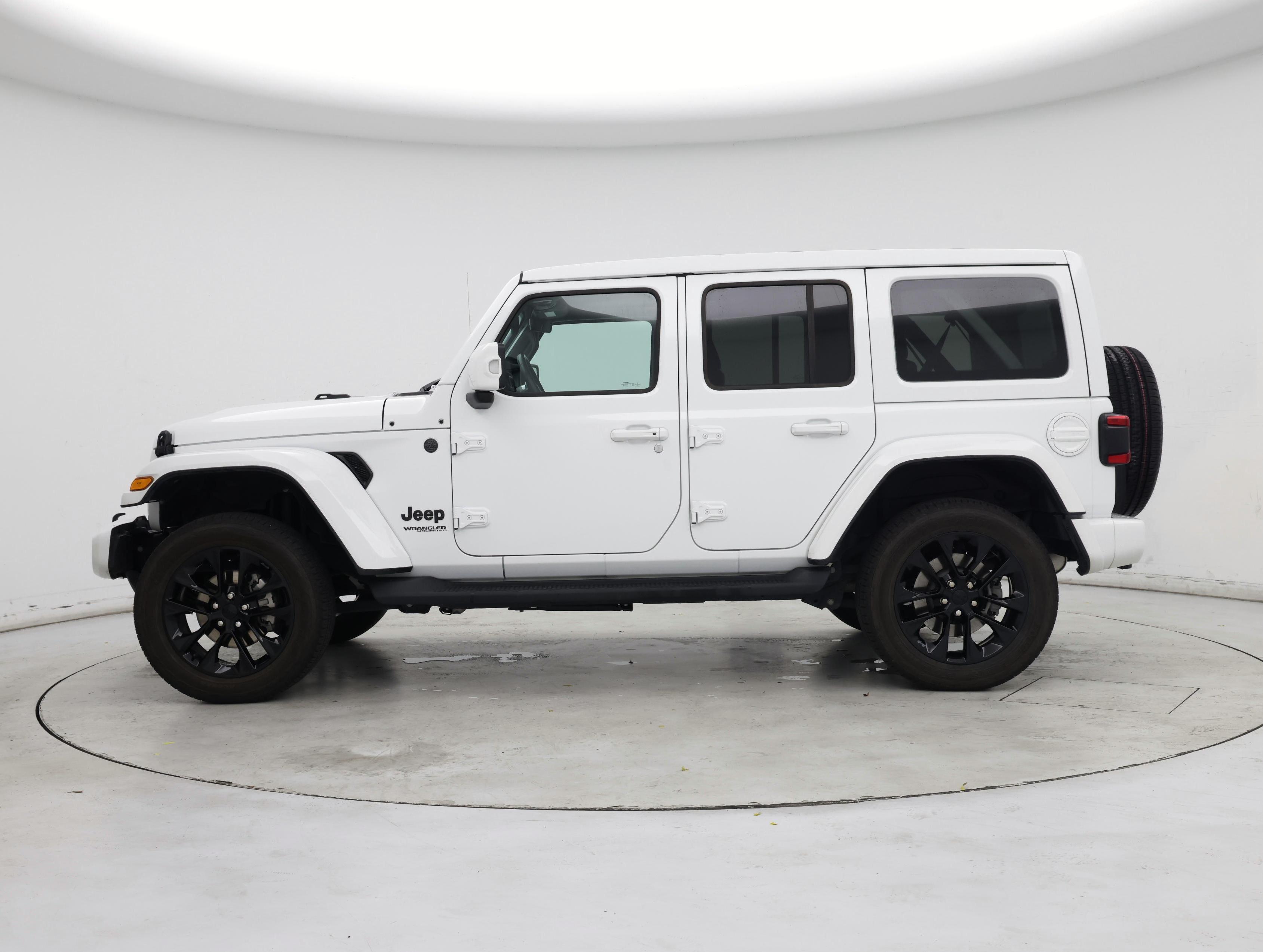 Thumbnail: 2022 Jeep Wrangler - 3