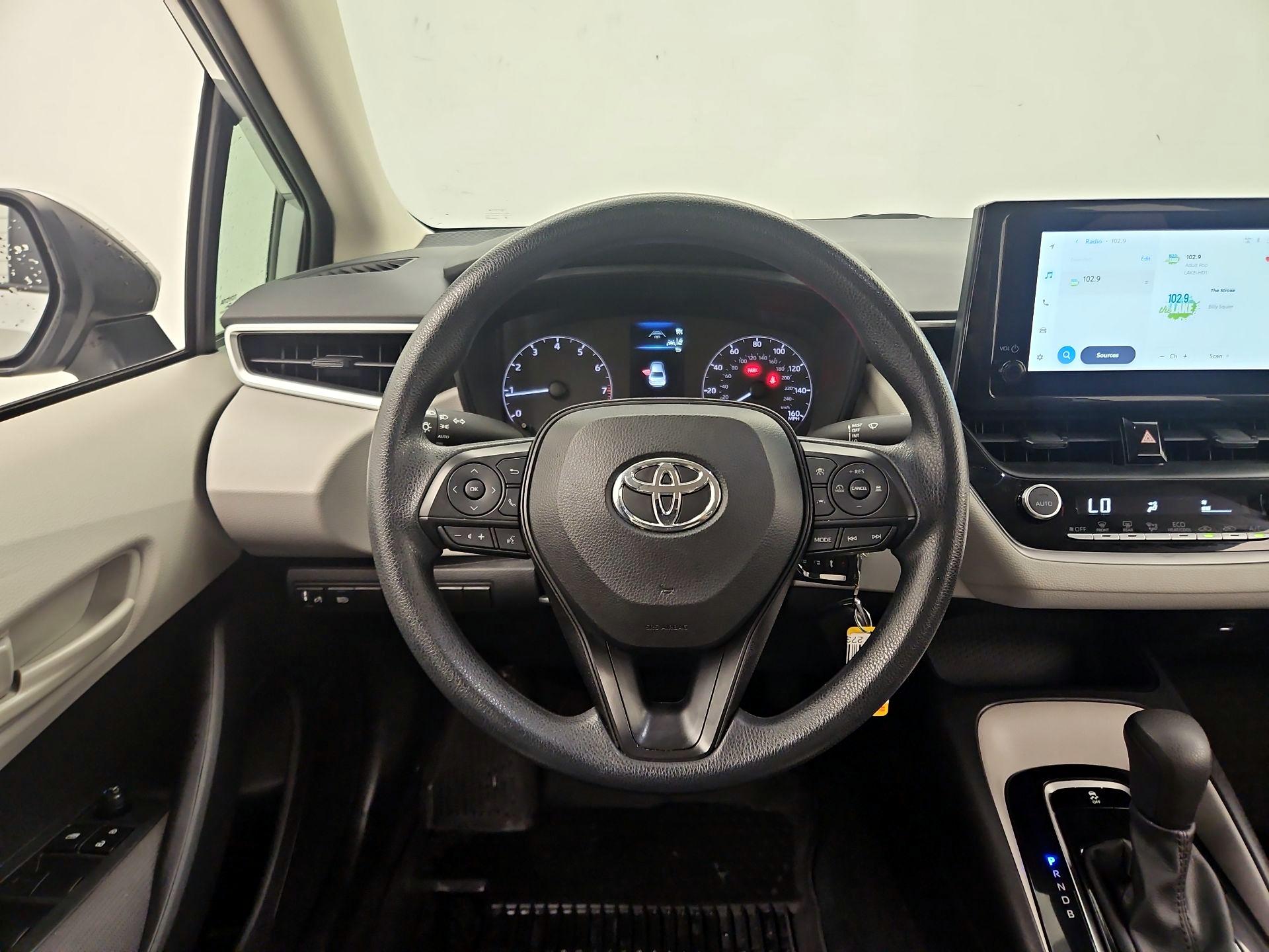 Thumbnail: 2023 Toyota Corolla - 10