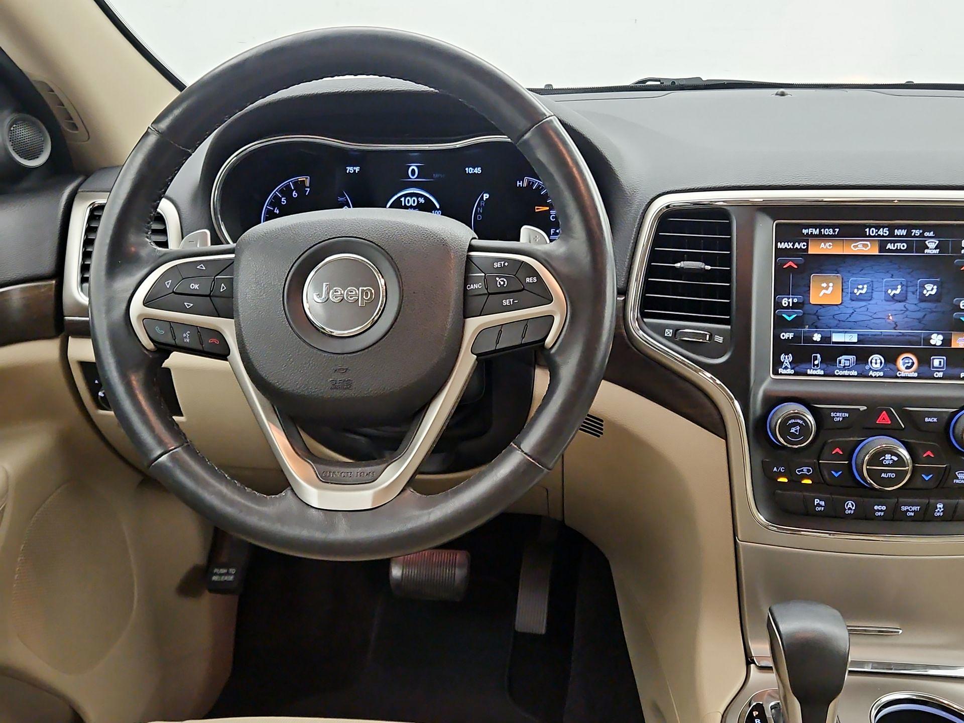 Thumbnail: 2017 Jeep Grand Cherokee - 10