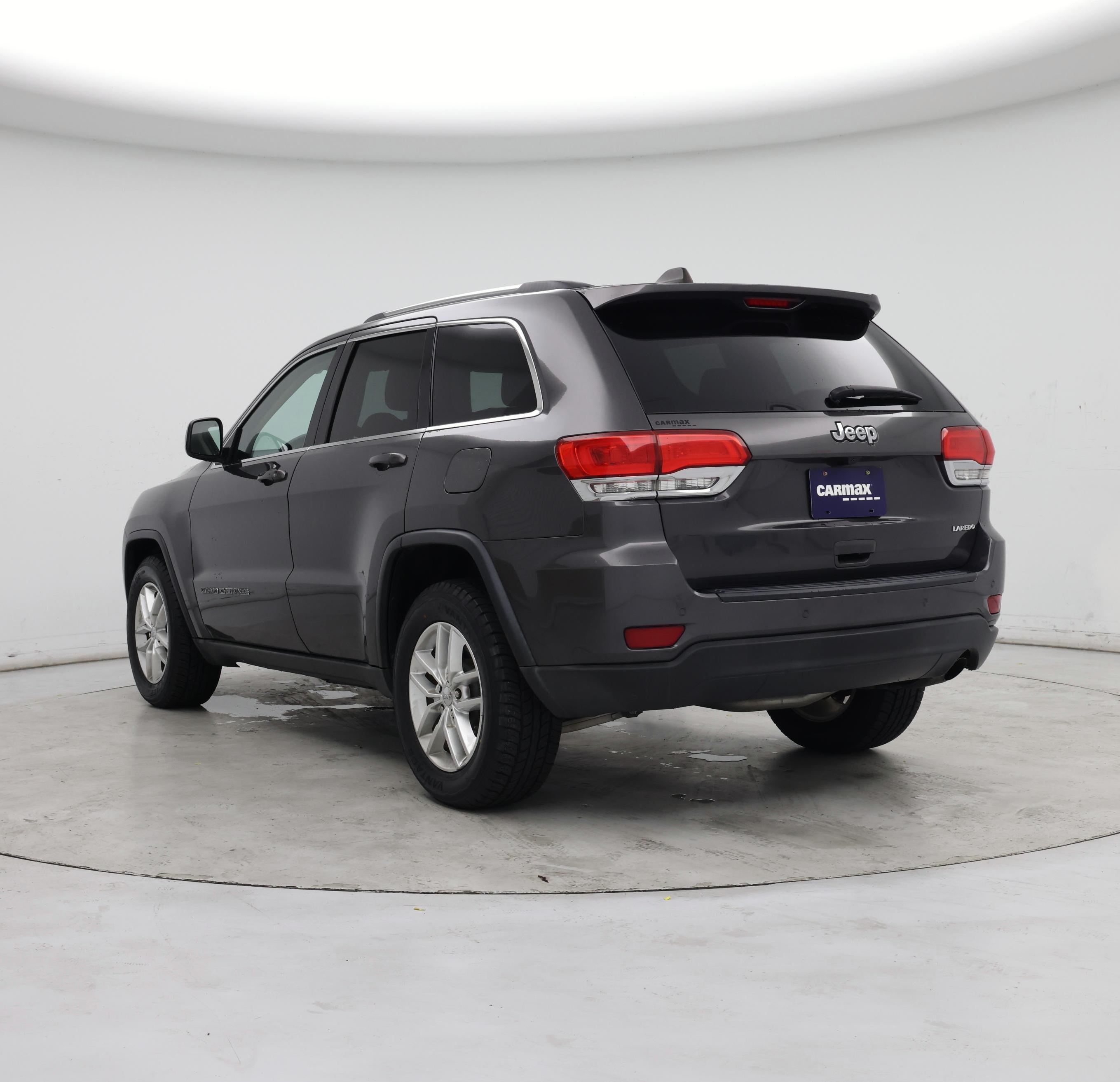 Thumbnail: 2017 Jeep Grand Cherokee - 2