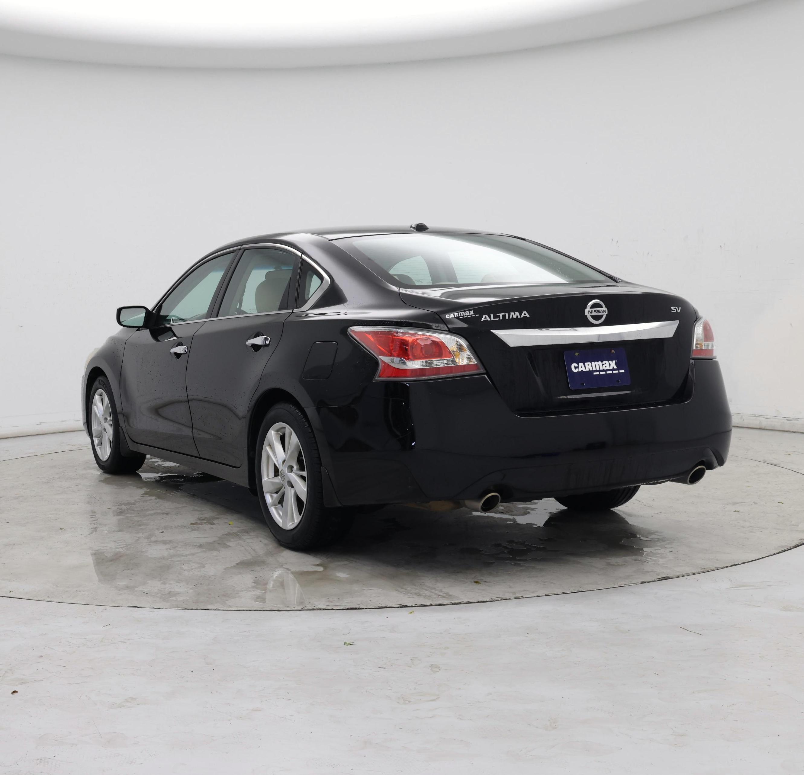 Thumbnail: 2015 Nissan Altima - 2