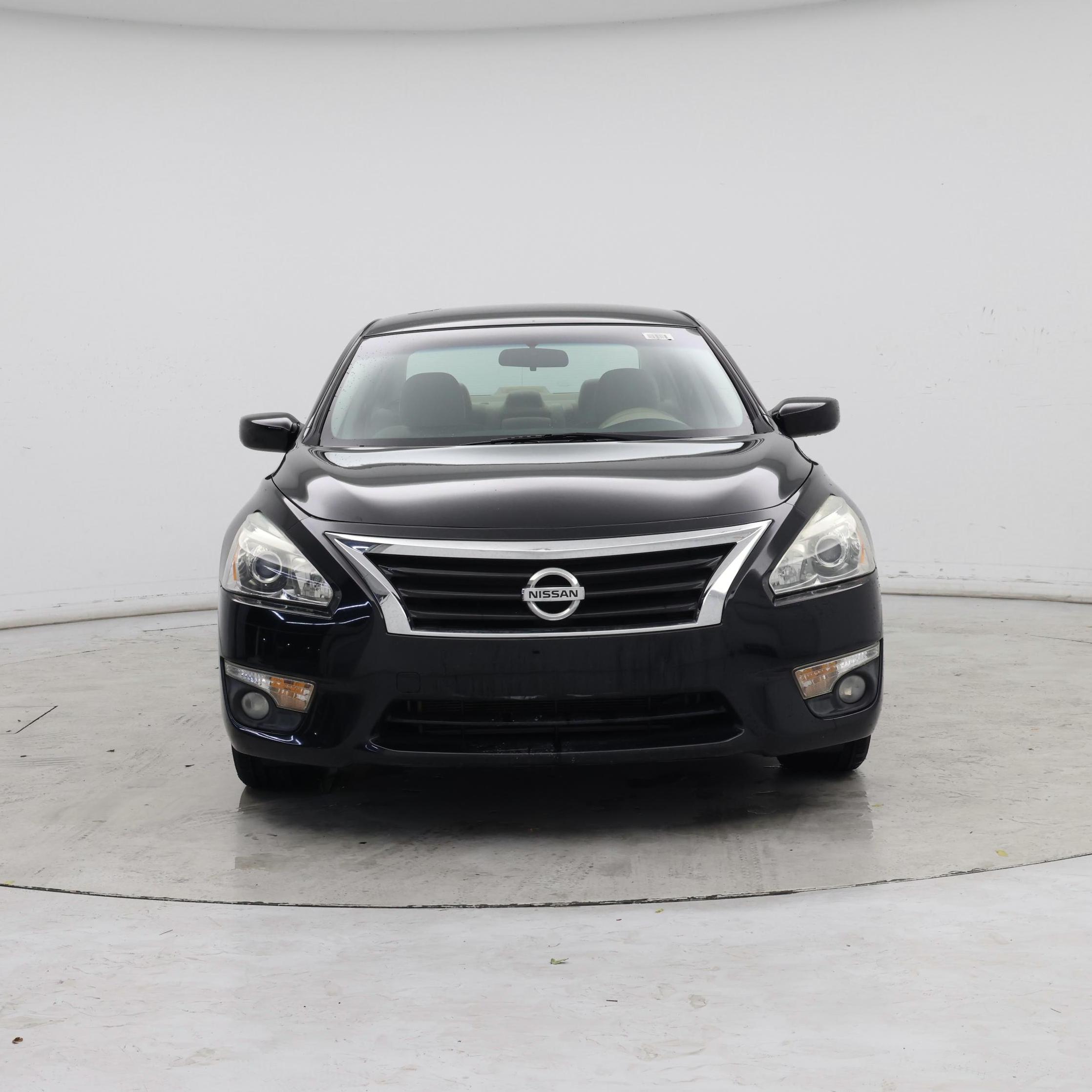 Thumbnail: 2015 Nissan Altima - 5