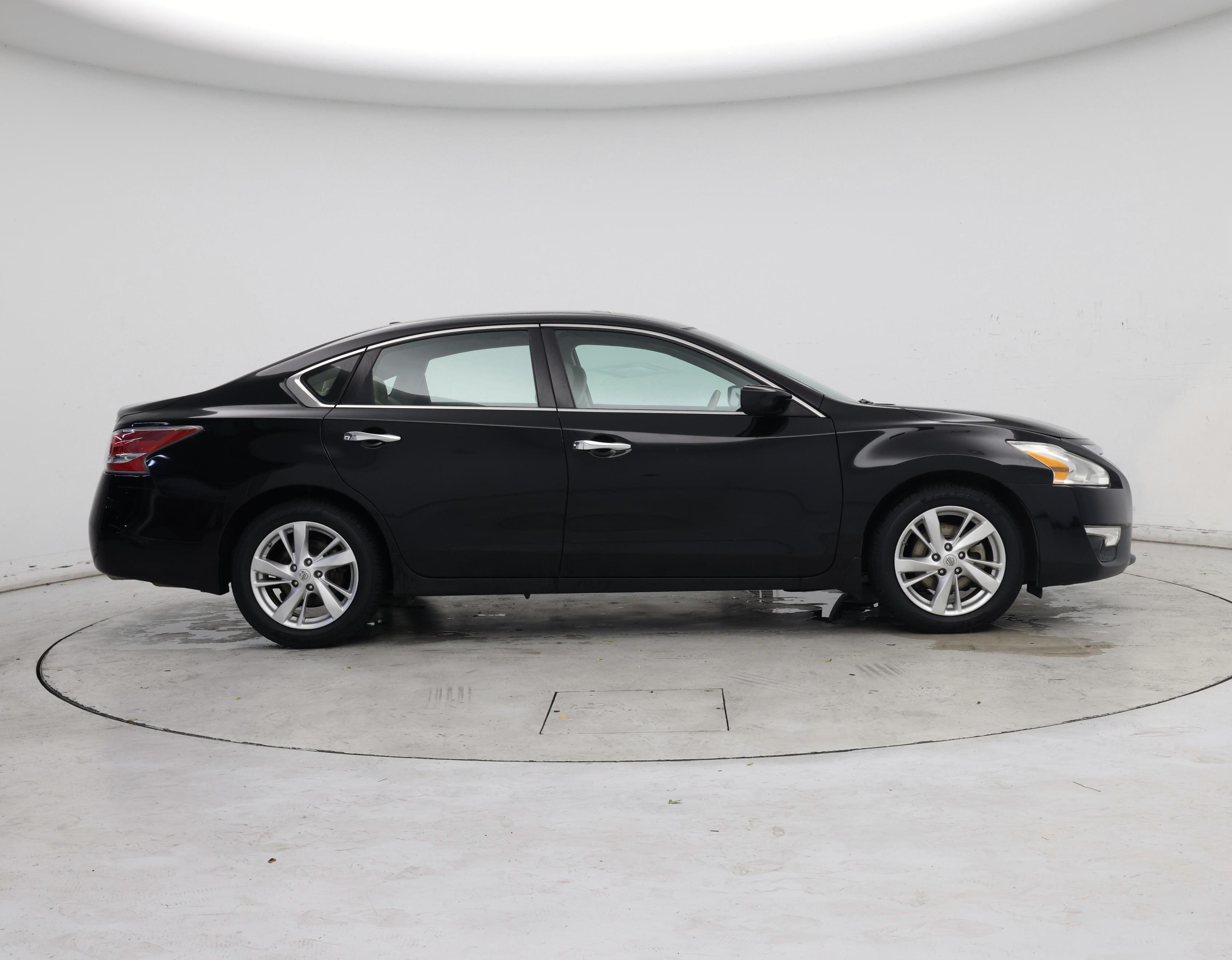 Thumbnail: 2015 Nissan Altima - 7