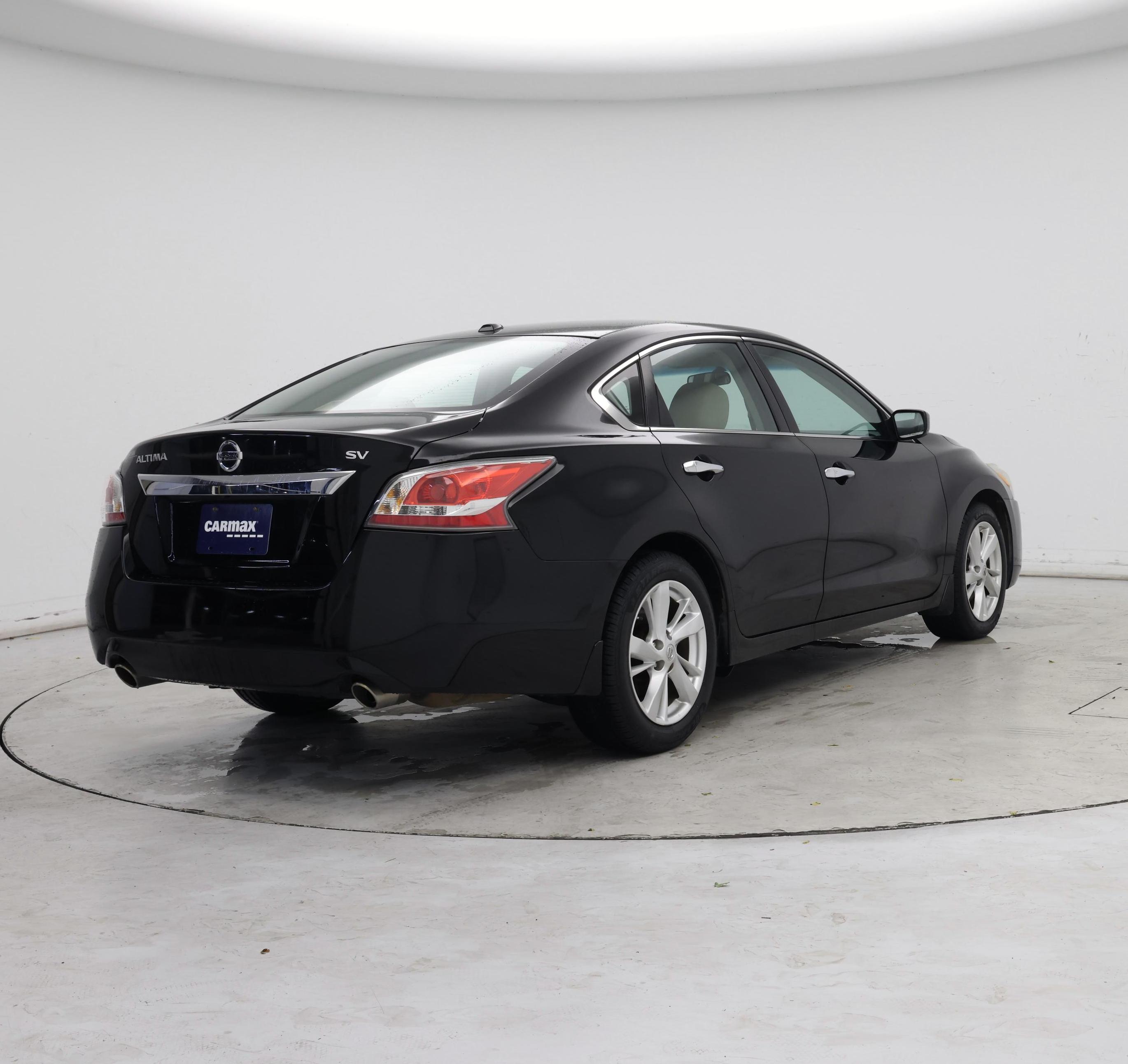 Thumbnail: 2015 Nissan Altima - 8
