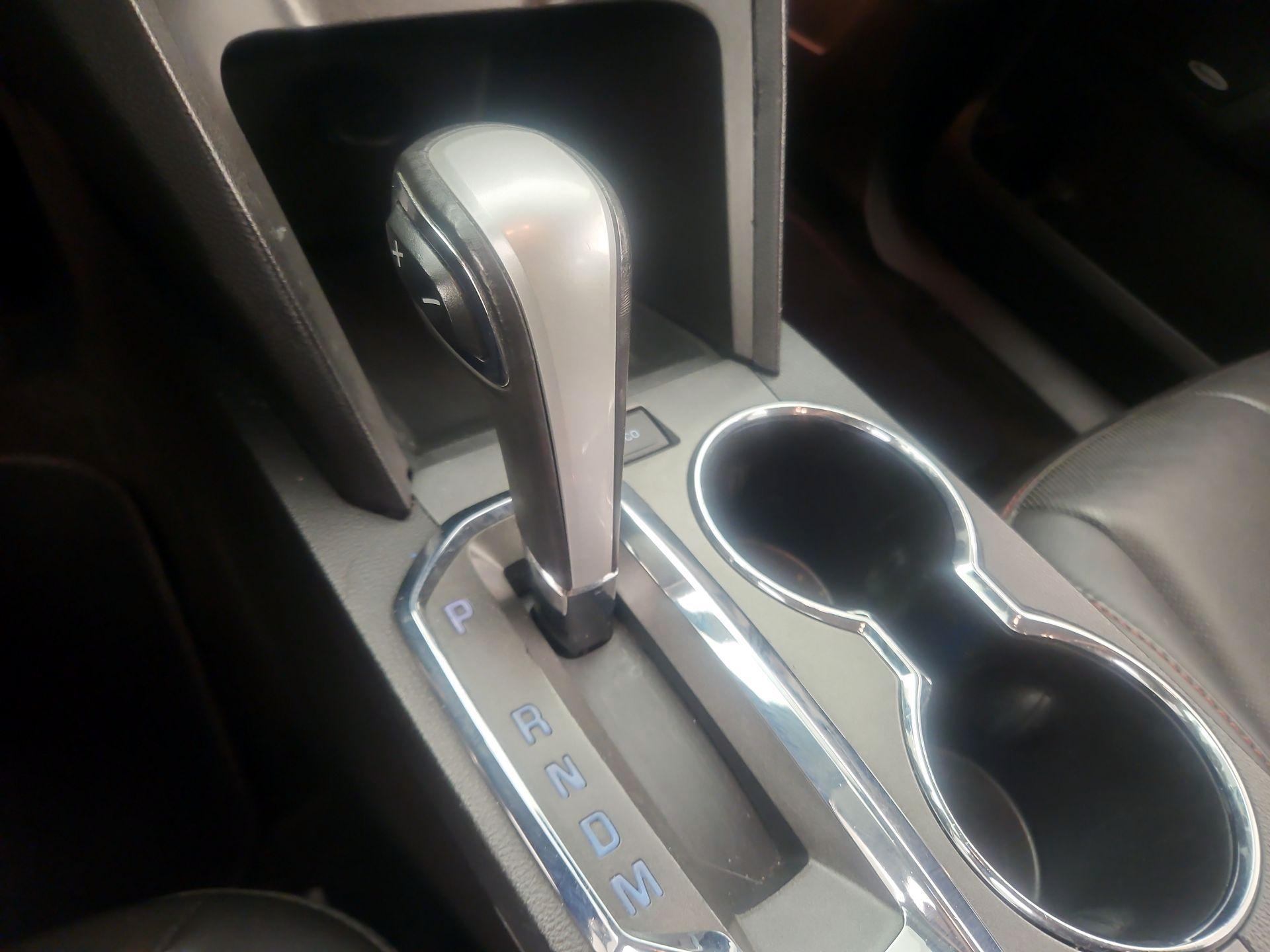 Thumbnail: 2015 Chevrolet Equinox - 16