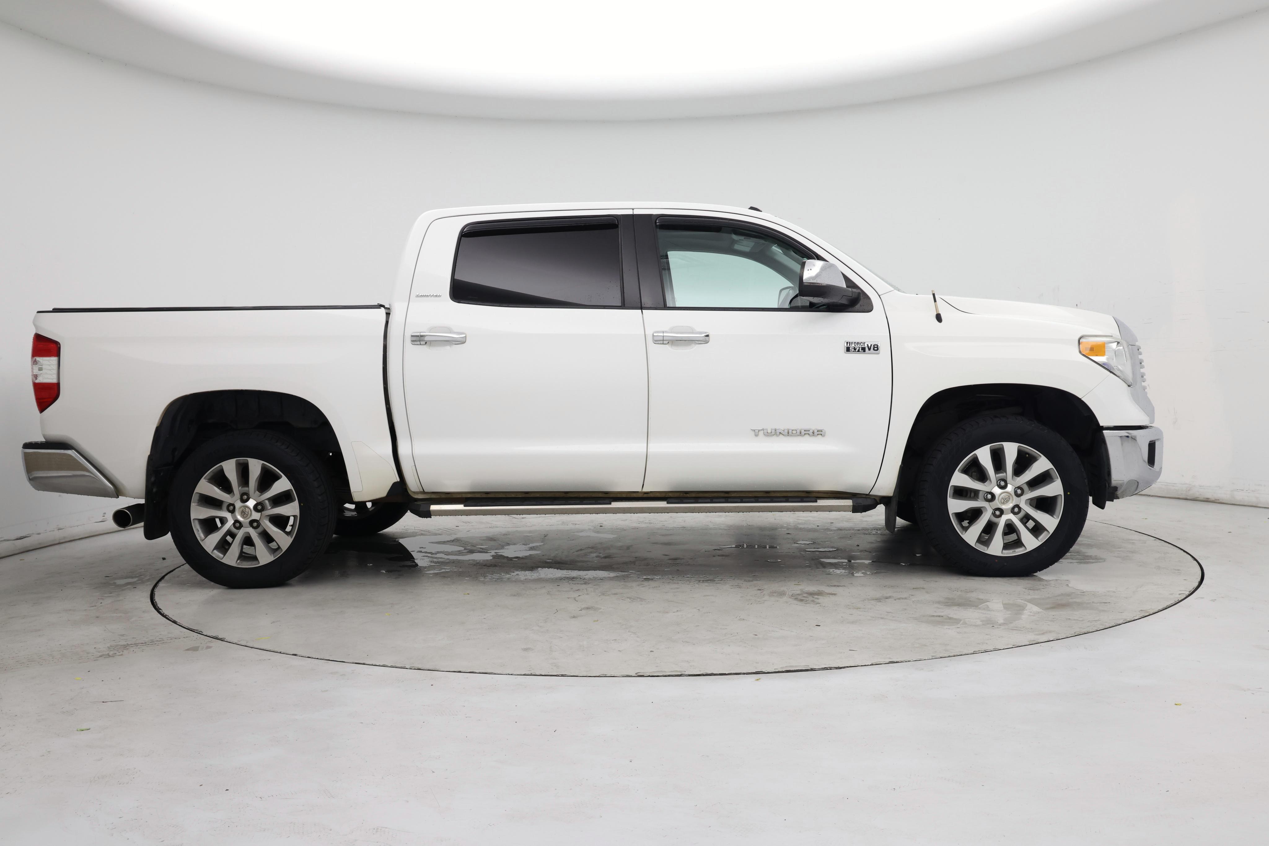 Thumbnail: 2015 Toyota Tundra - 7