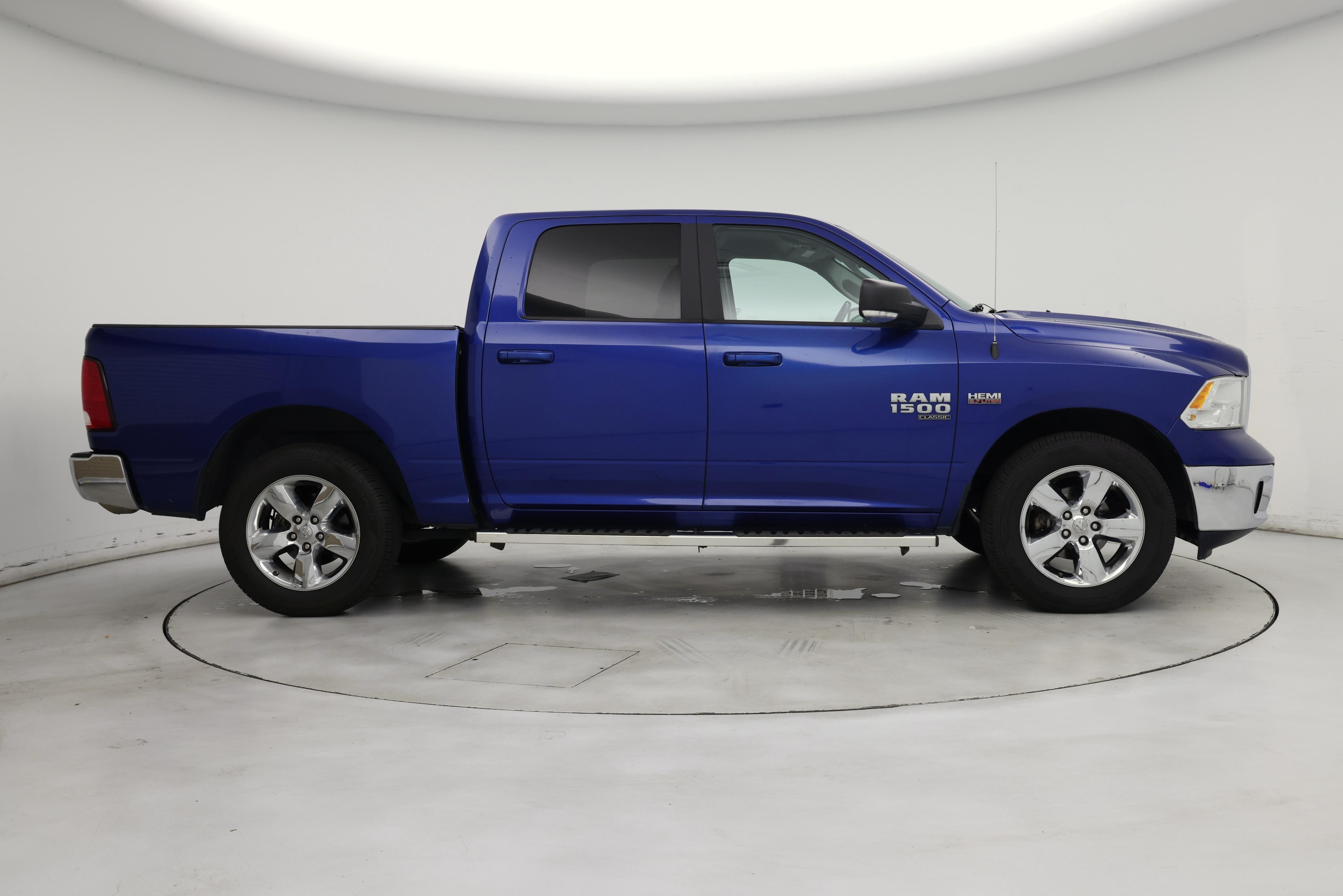 Thumbnail: 2019 RAM 1500 Classic - 7