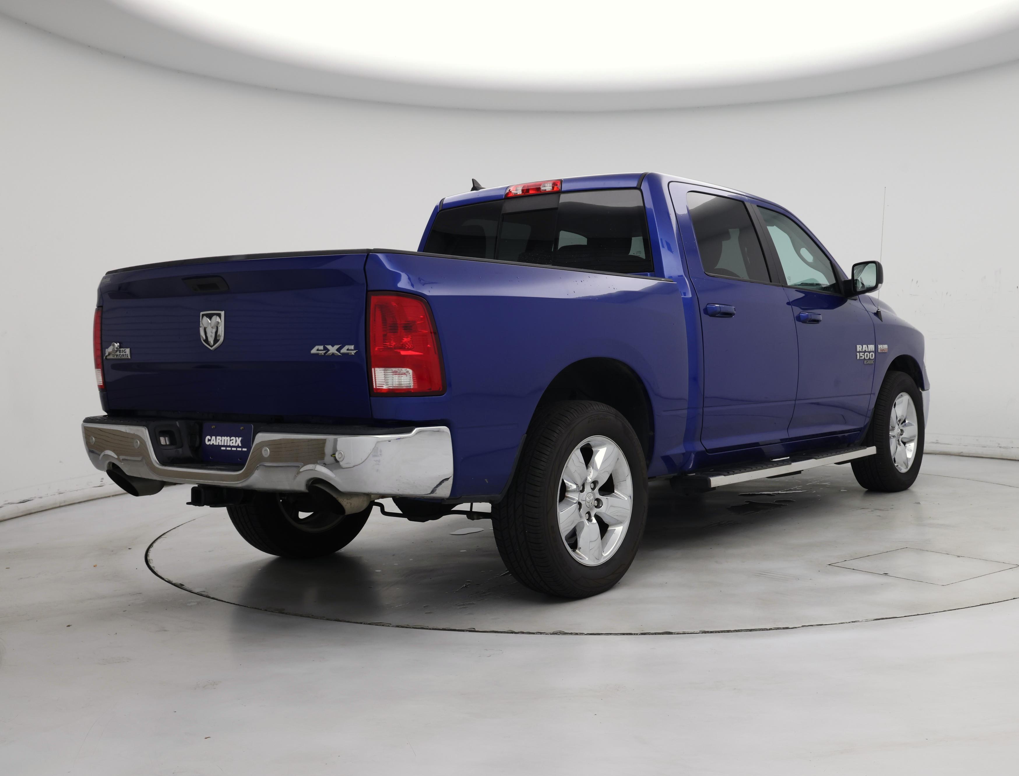 Thumbnail: 2019 RAM 1500 Classic - 8