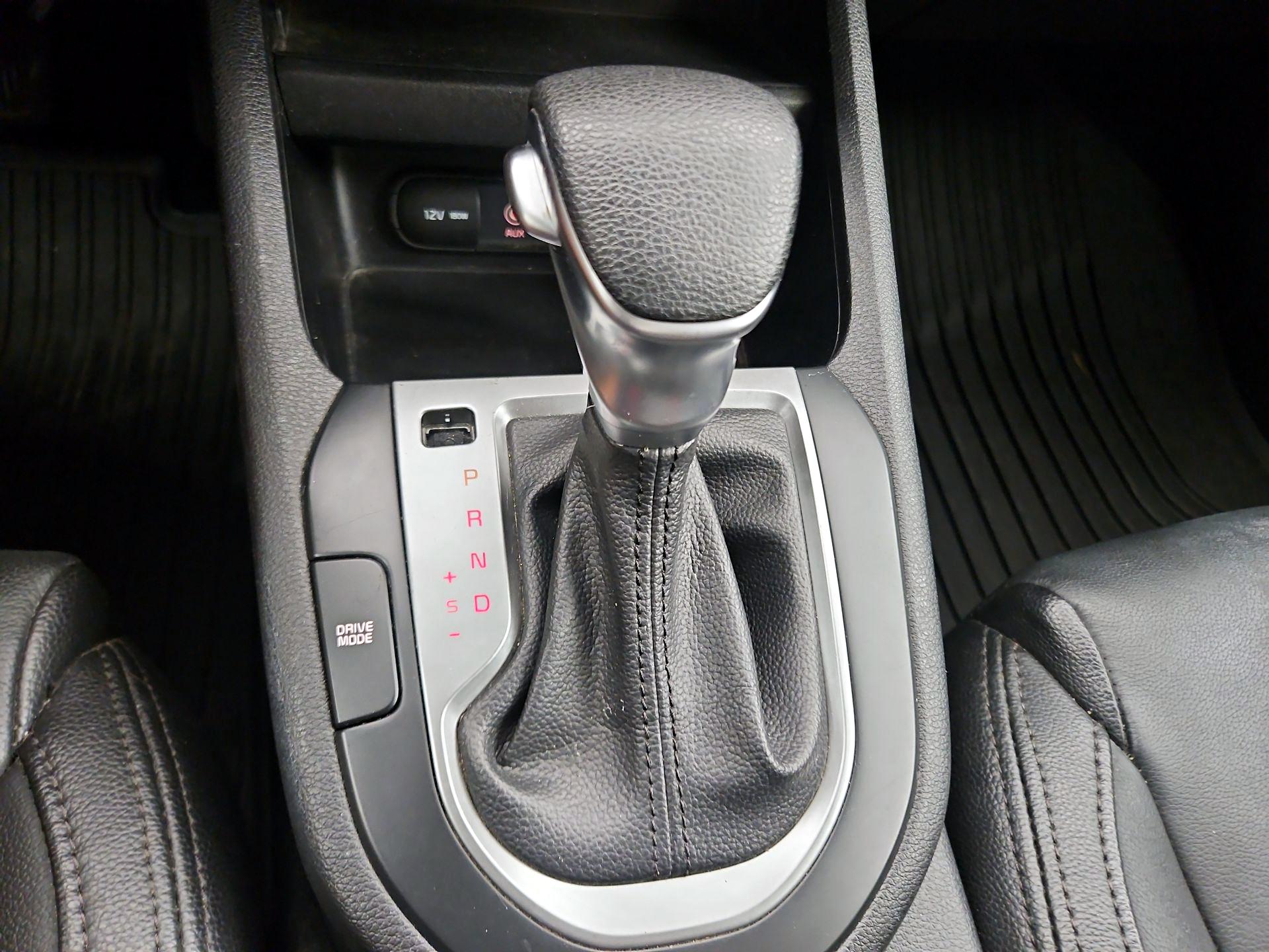 Thumbnail: 2019 Kia Forte - 17