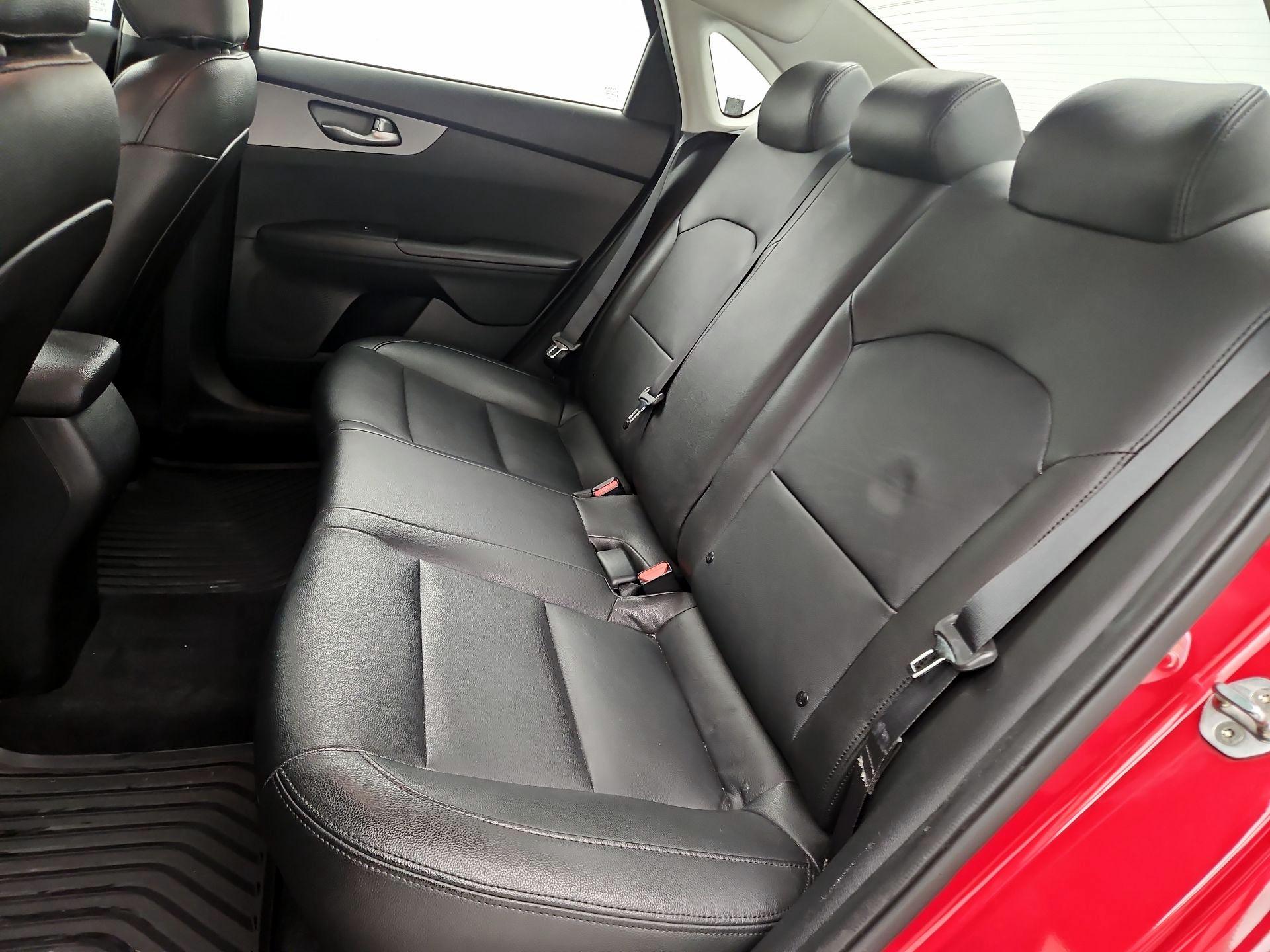 Thumbnail: 2019 Kia Forte - 19