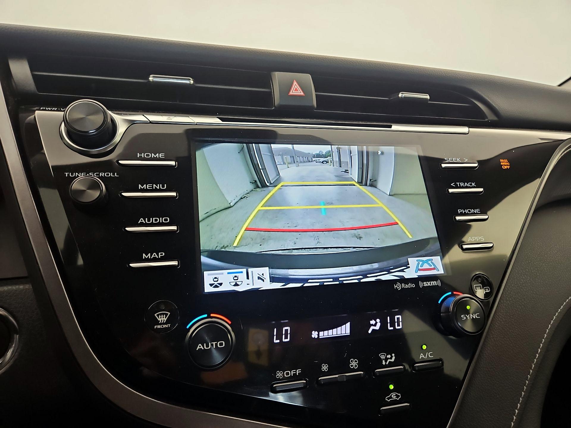 Thumbnail: 2020 Toyota Camry - 14