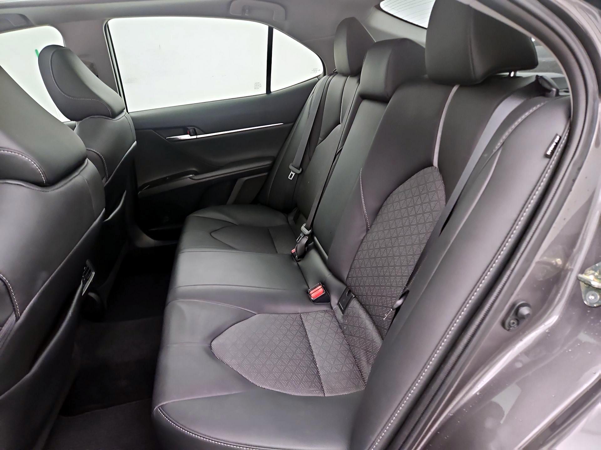 Thumbnail: 2020 Toyota Camry - 20