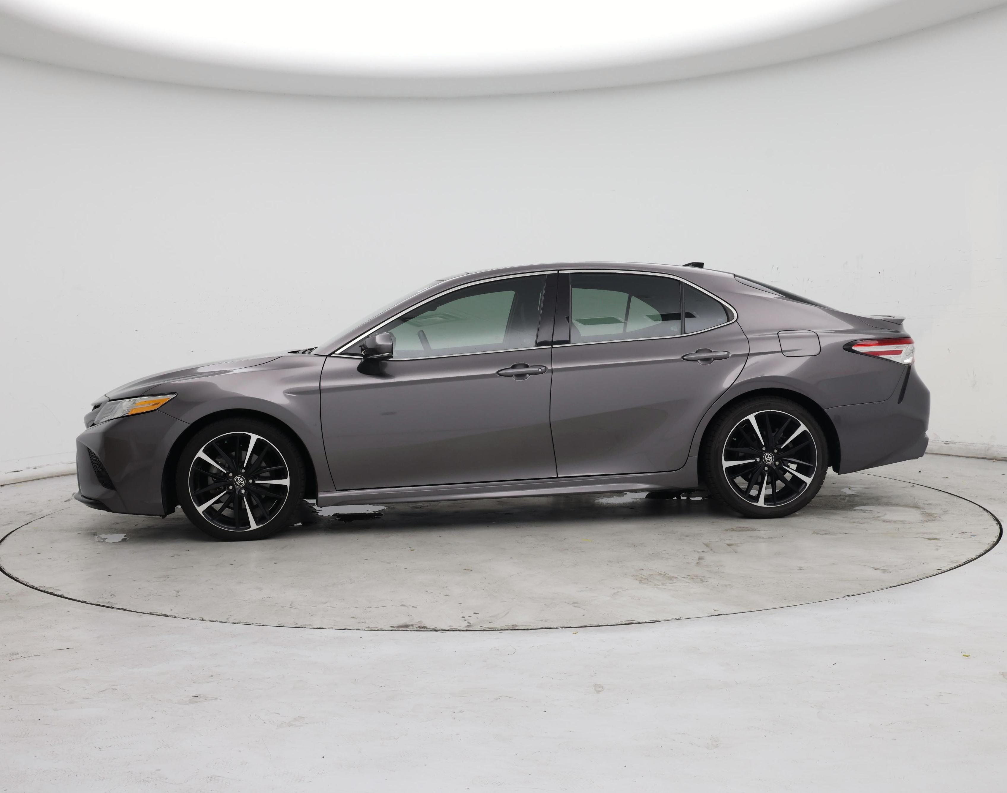 Thumbnail: 2020 Toyota Camry - 3