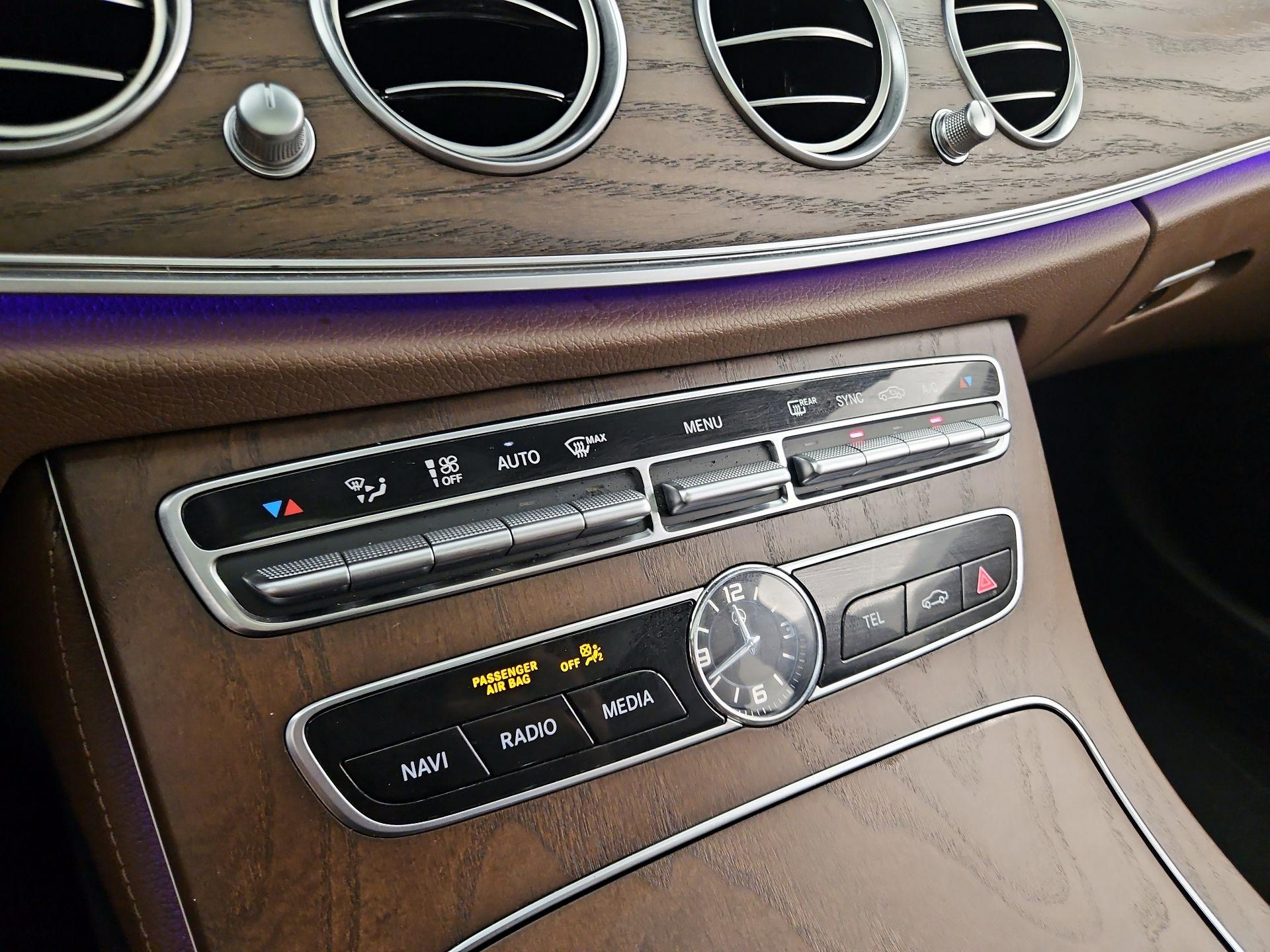 Thumbnail: 2018 Mercedes-Benz E-Class - 17