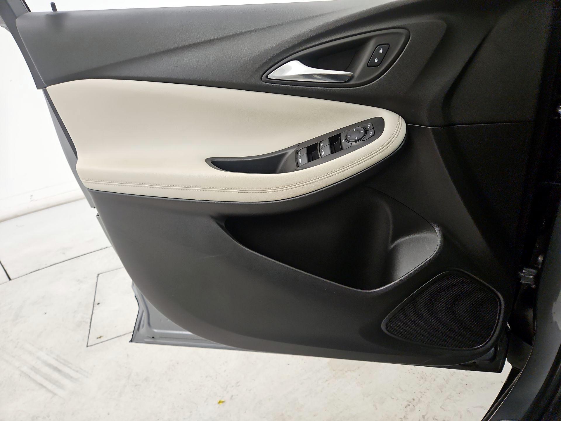 Thumbnail: 2023 Buick Encore GX - 12