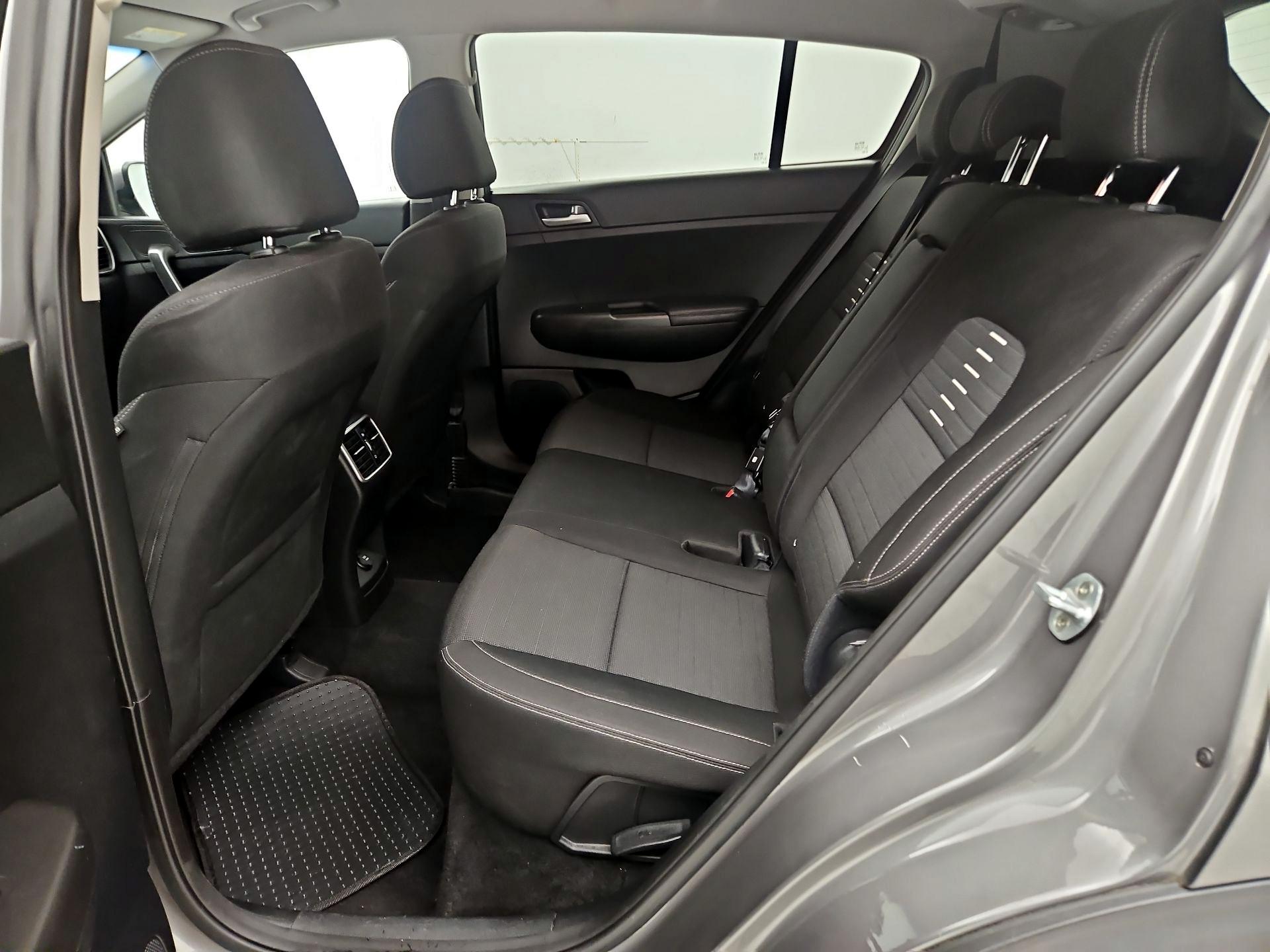Thumbnail: 2018 Kia Sportage - 19