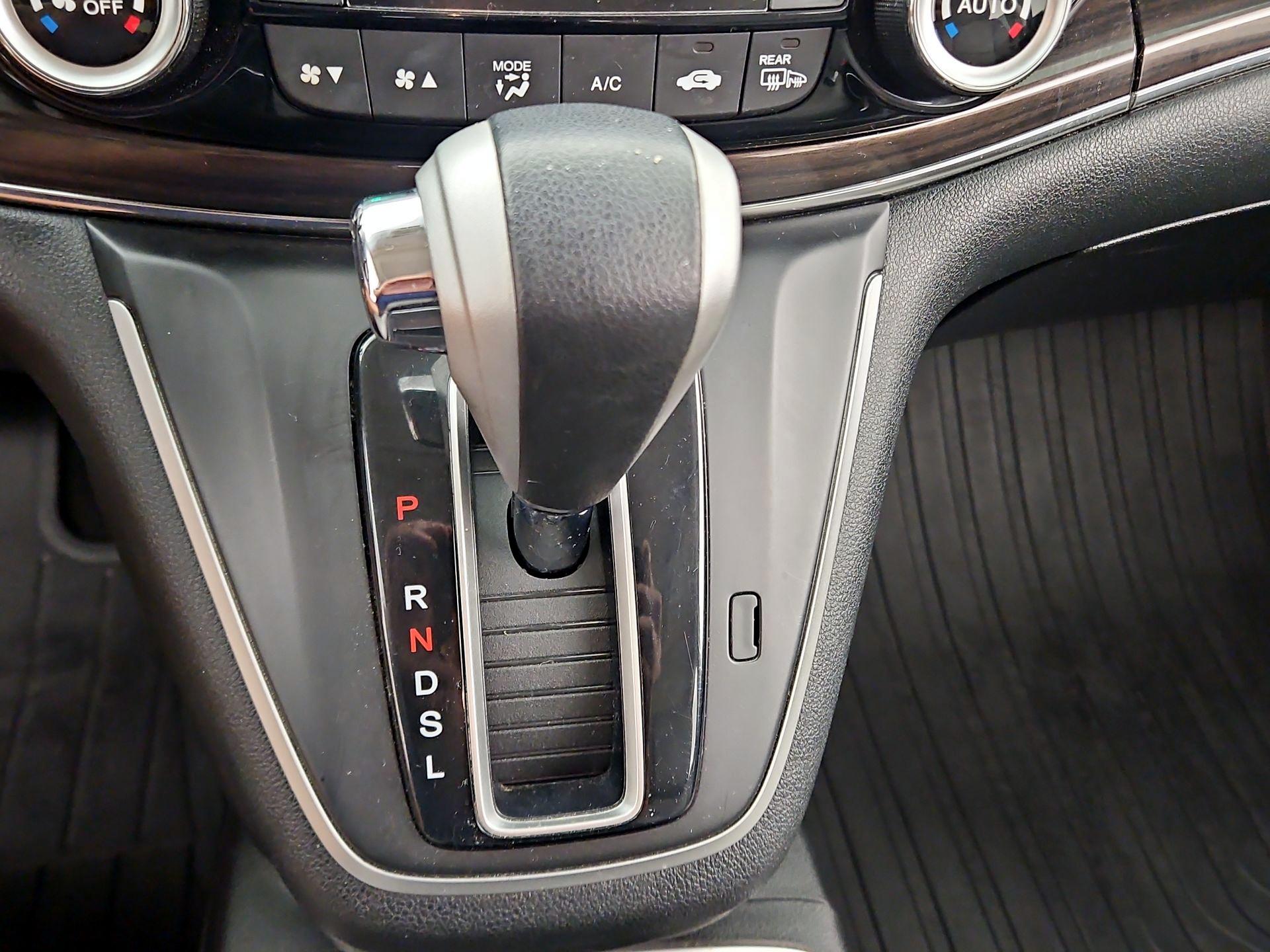 Thumbnail: 2016 Honda CR-V - 17