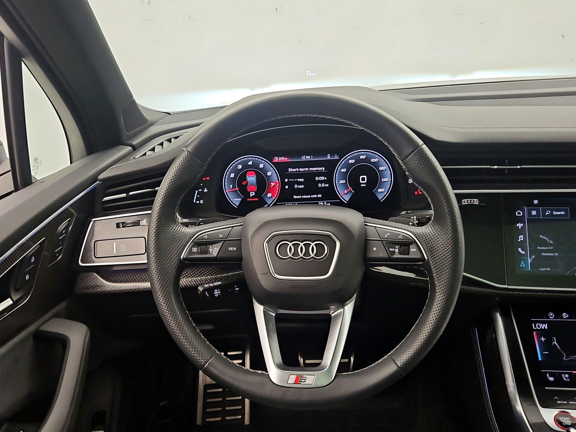 Thumbnail: 2023 Audi SQ7 - 10