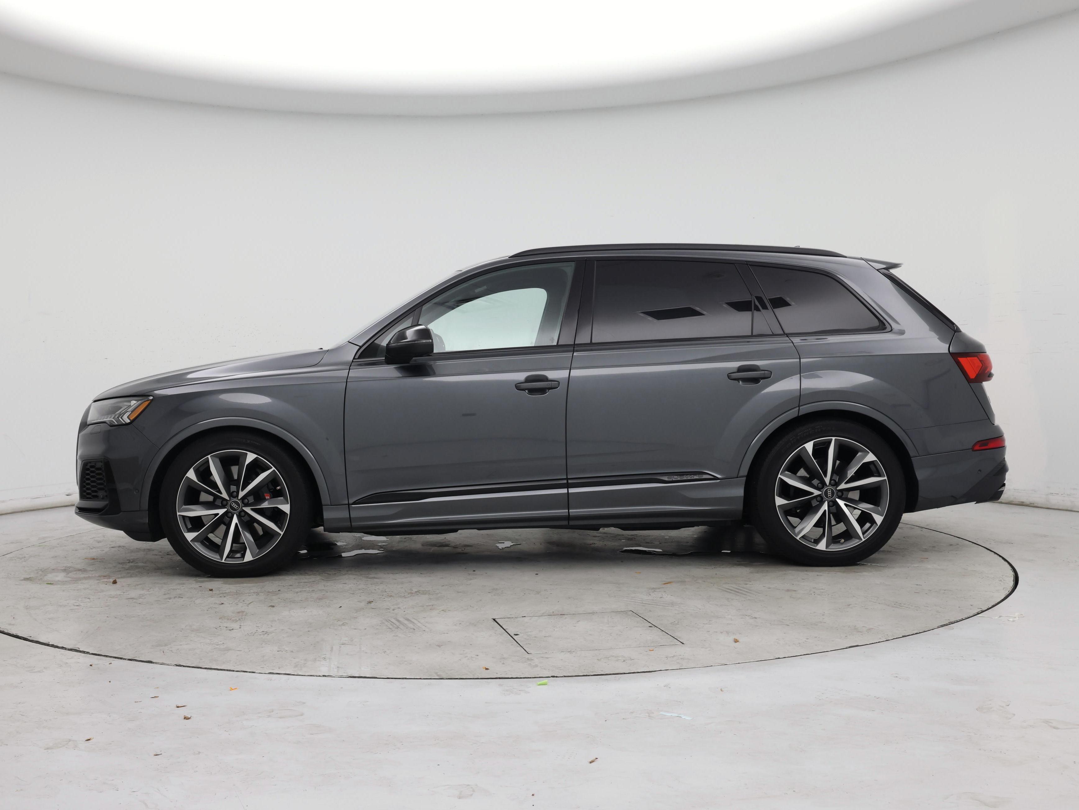 Thumbnail: 2023 Audi SQ7 - 3