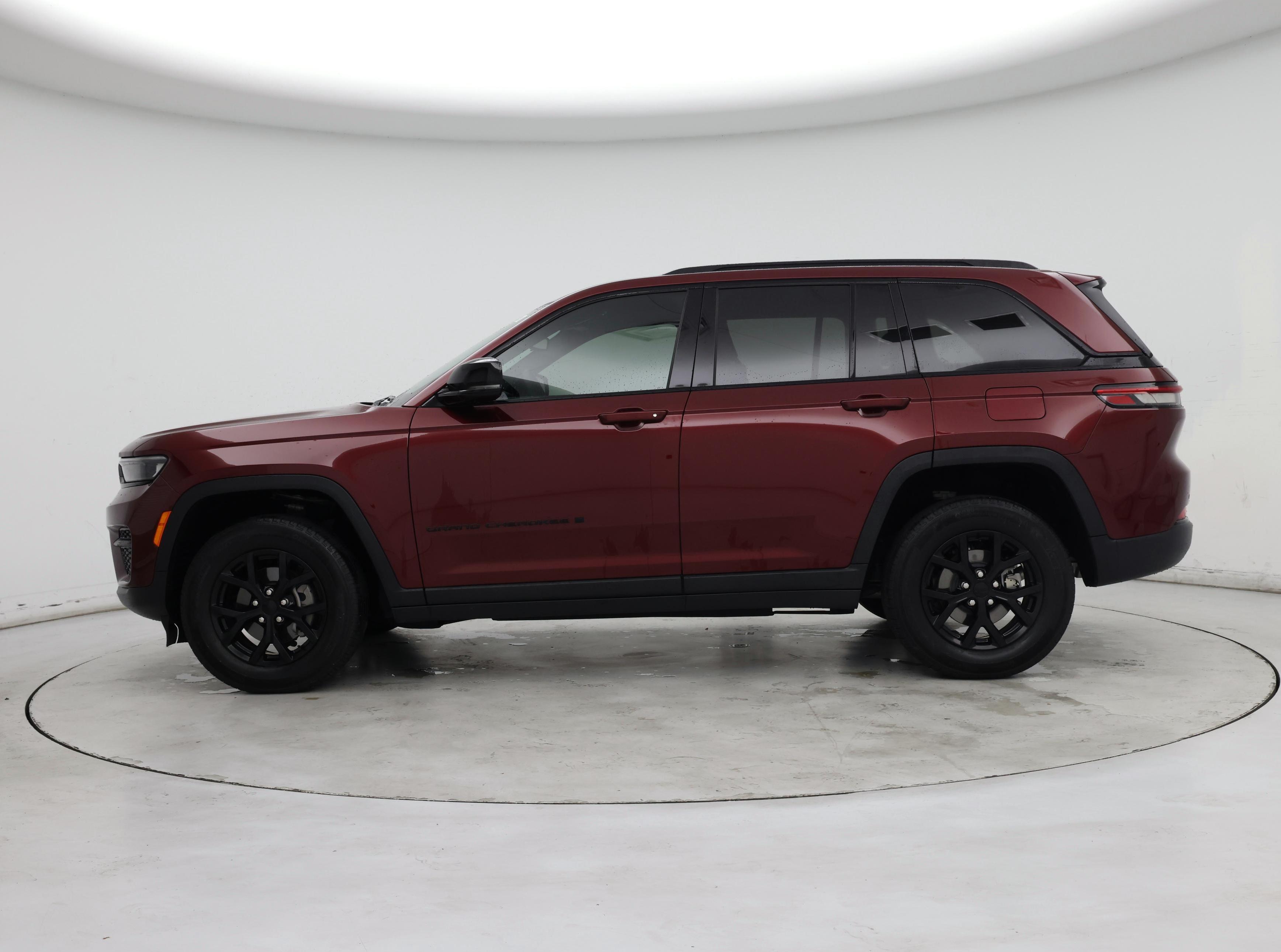 Thumbnail: 2024 Jeep Grand Cherokee - 3