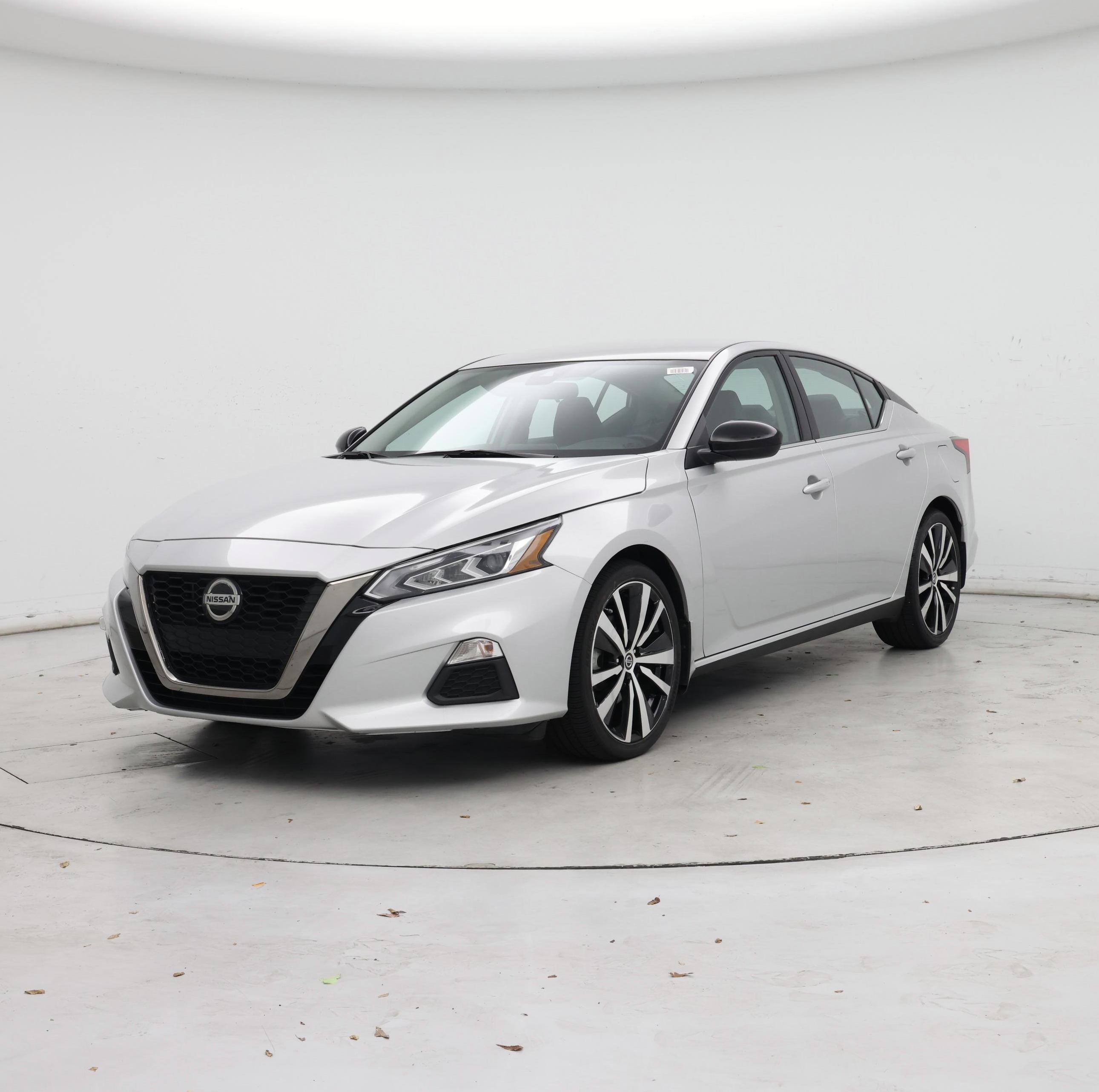 Thumbnail: 2020 Nissan Altima - 4
