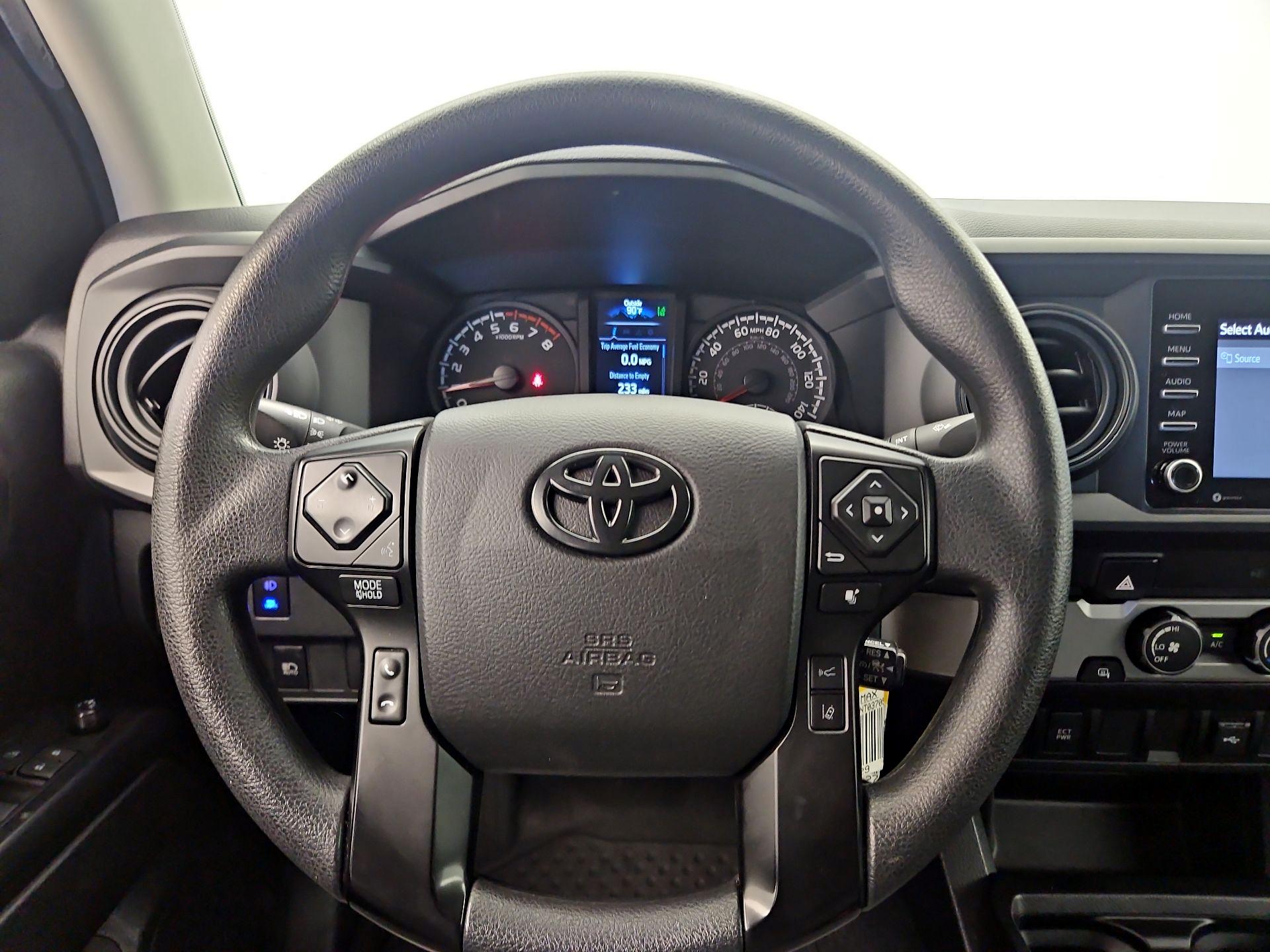 Thumbnail: 2022 Toyota Tacoma - 10