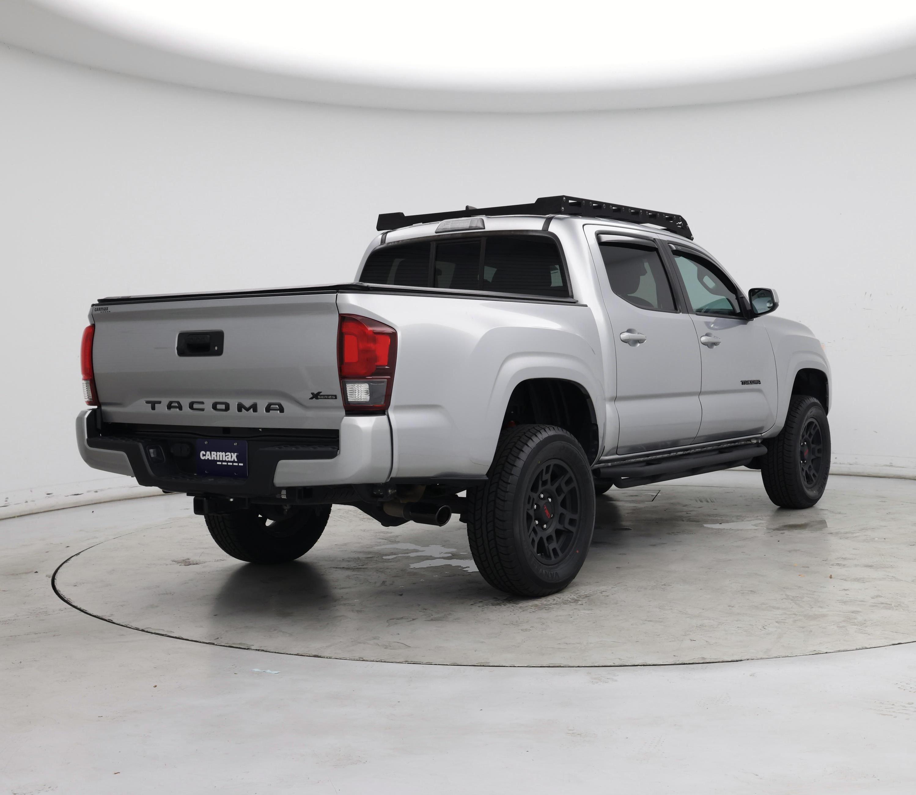 Thumbnail: 2022 Toyota Tacoma - 8