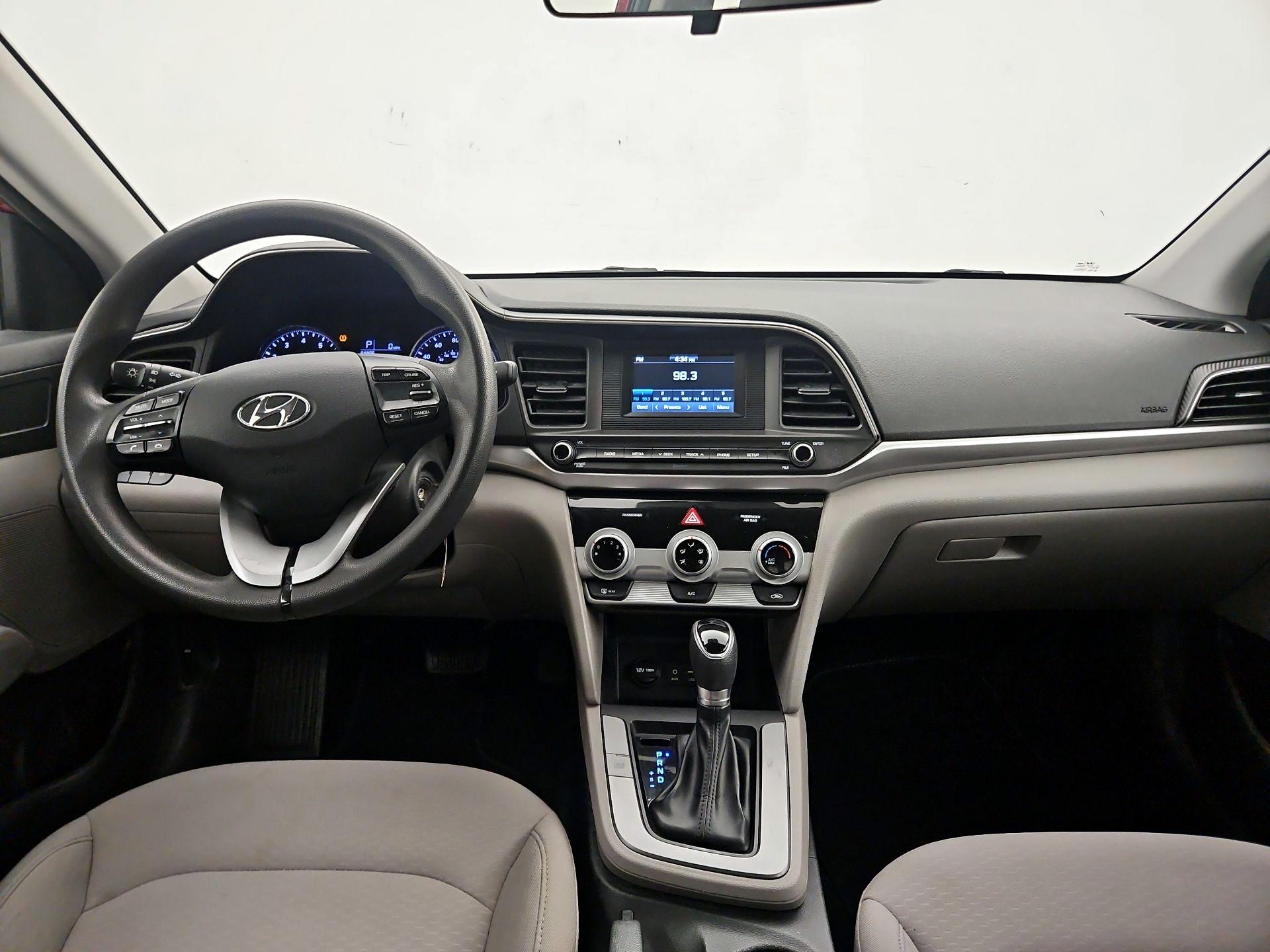 Thumbnail: 2019 Hyundai Elantra - 9