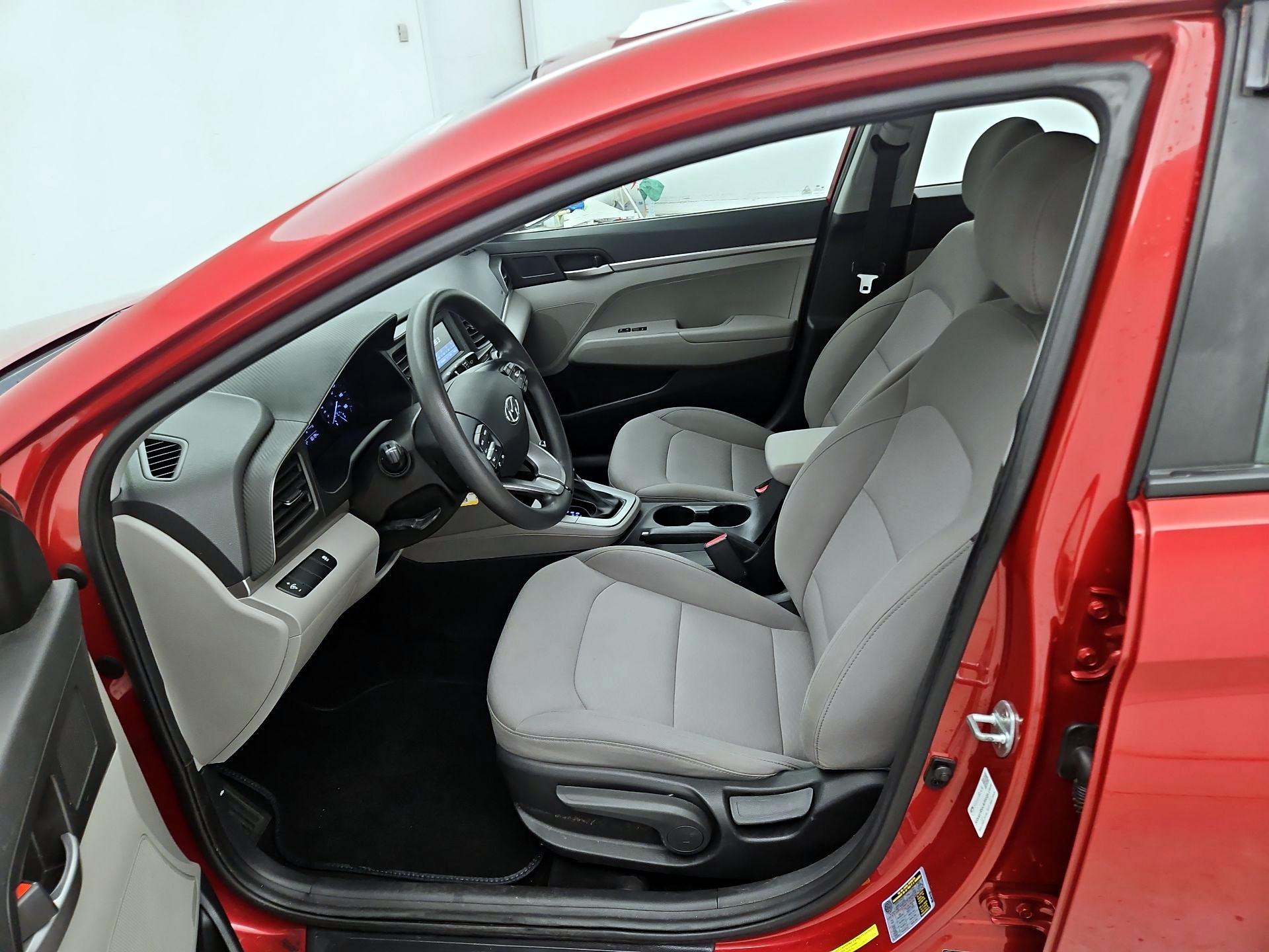 Thumbnail: 2019 Hyundai Elantra - 11
