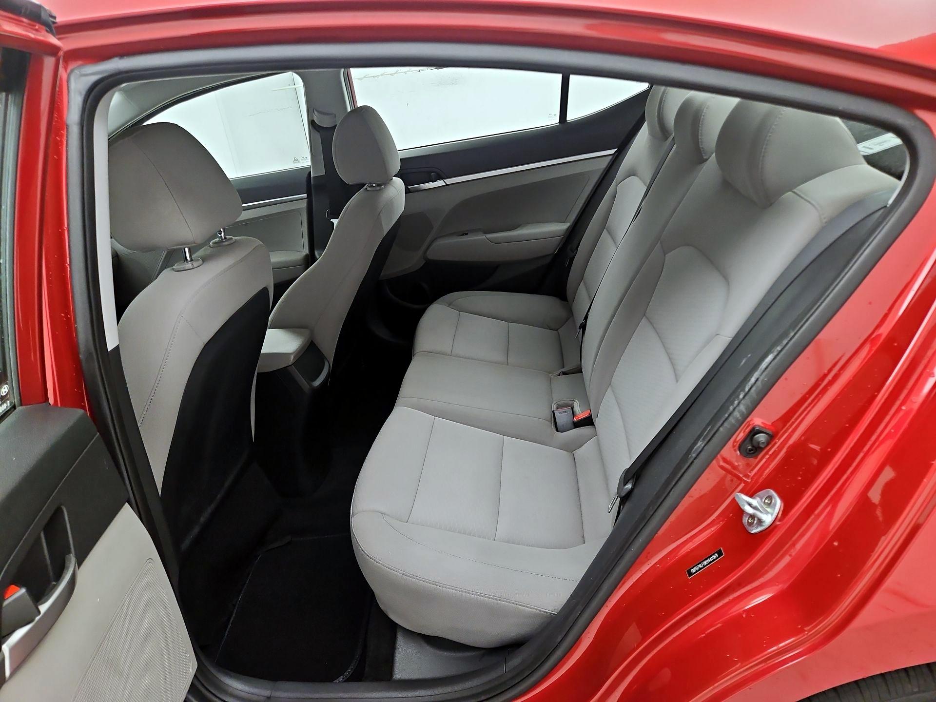 Thumbnail: 2019 Hyundai Elantra - 19