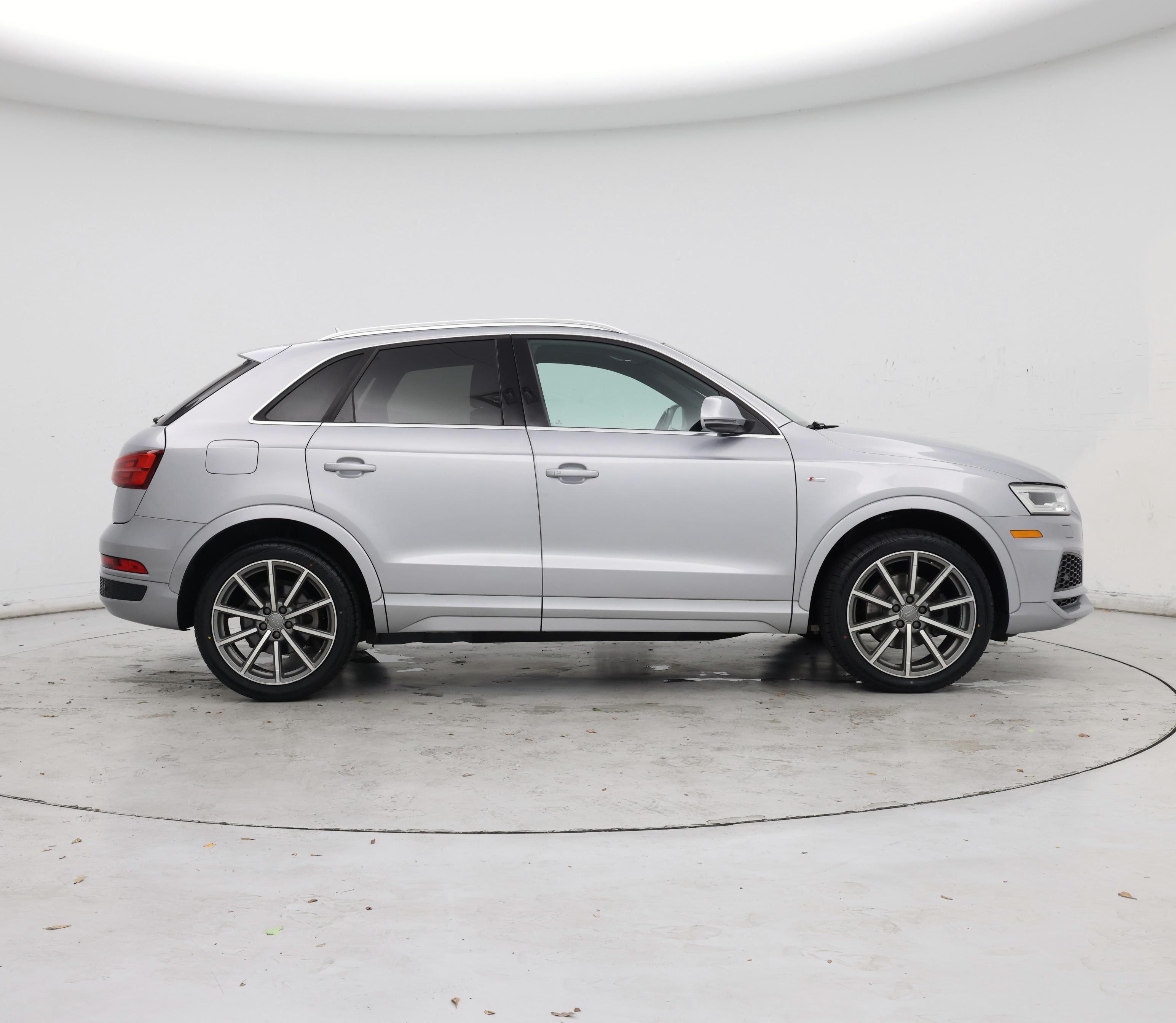 Thumbnail: 2018 Audi Q3 - 7