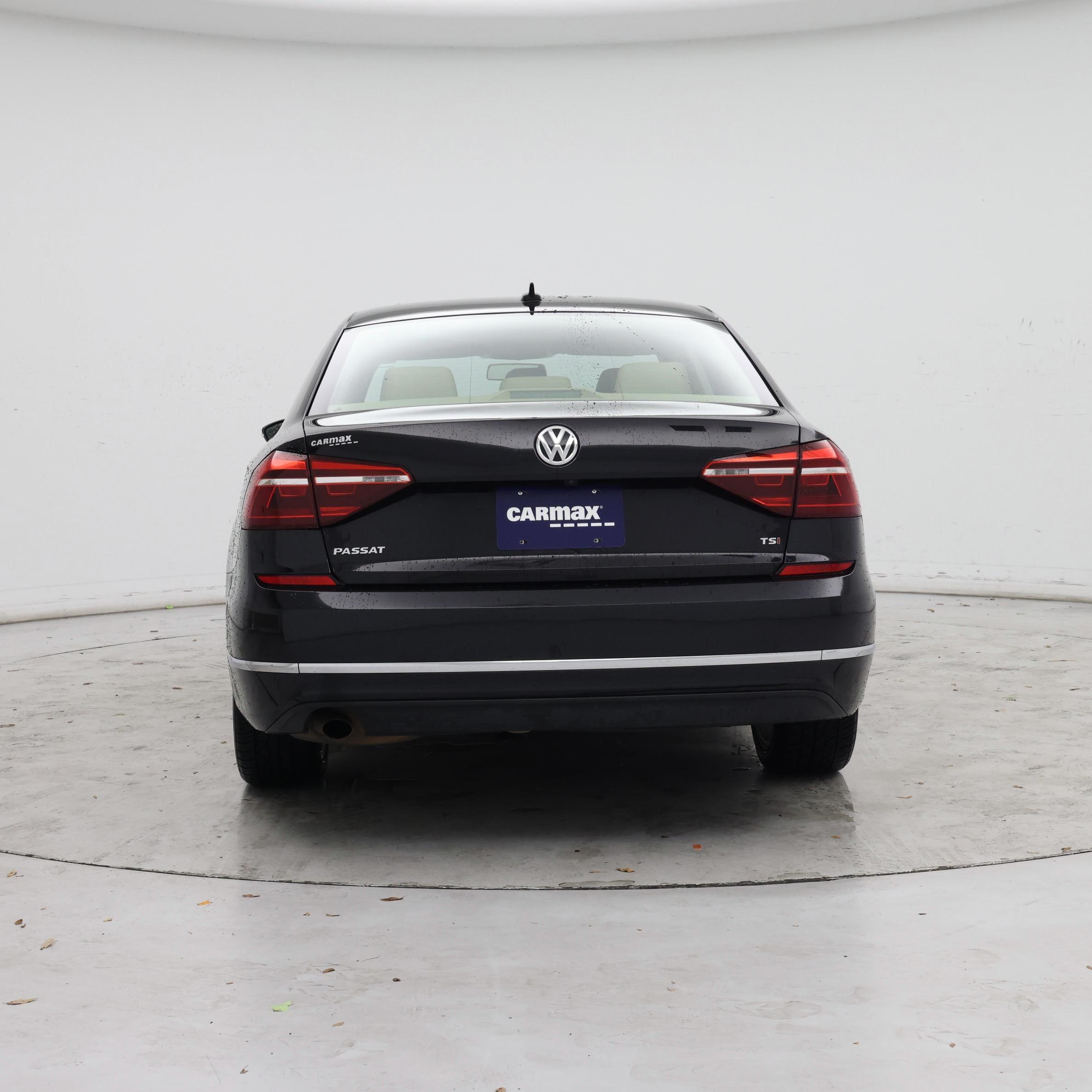 Thumbnail: 2019 Volkswagen Passat - 6