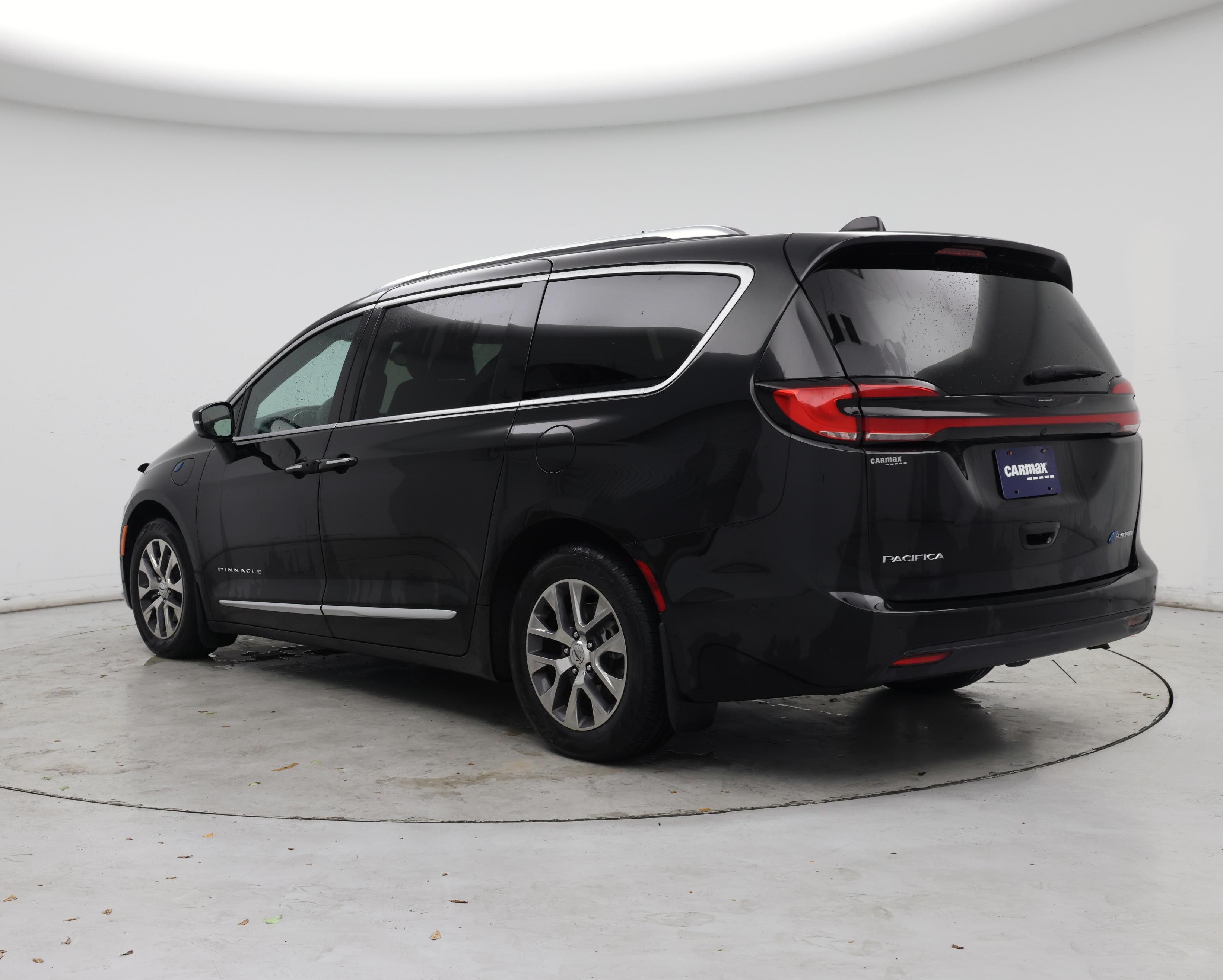 Thumbnail: 2023 Chrysler Pacifica - 2