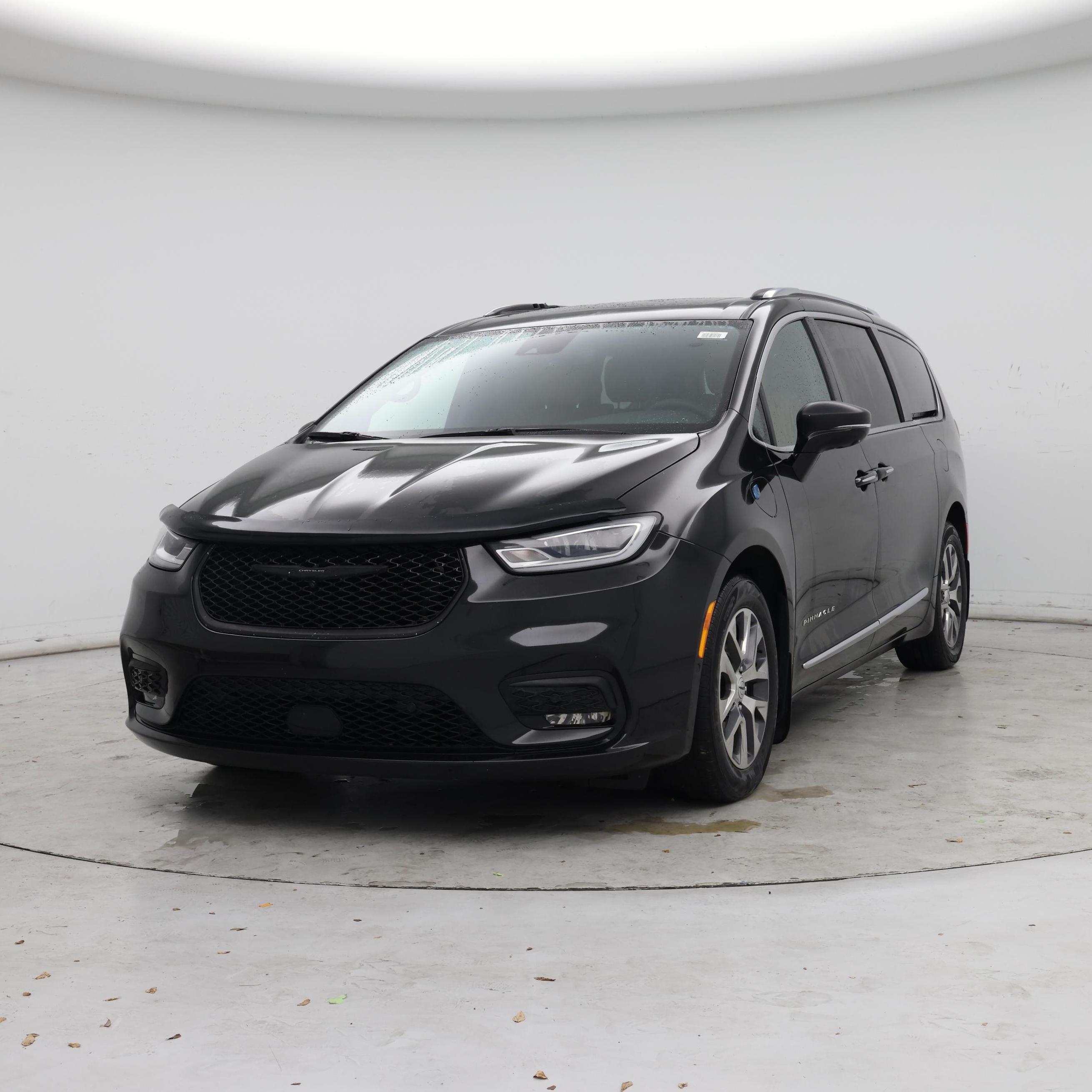 Thumbnail: 2023 Chrysler Pacifica - 4