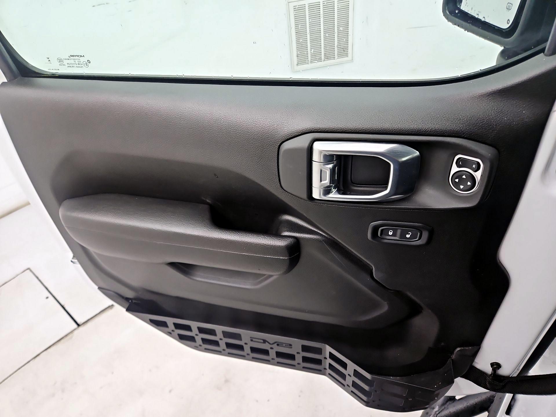 Thumbnail: 2024 Jeep Wrangler - 12